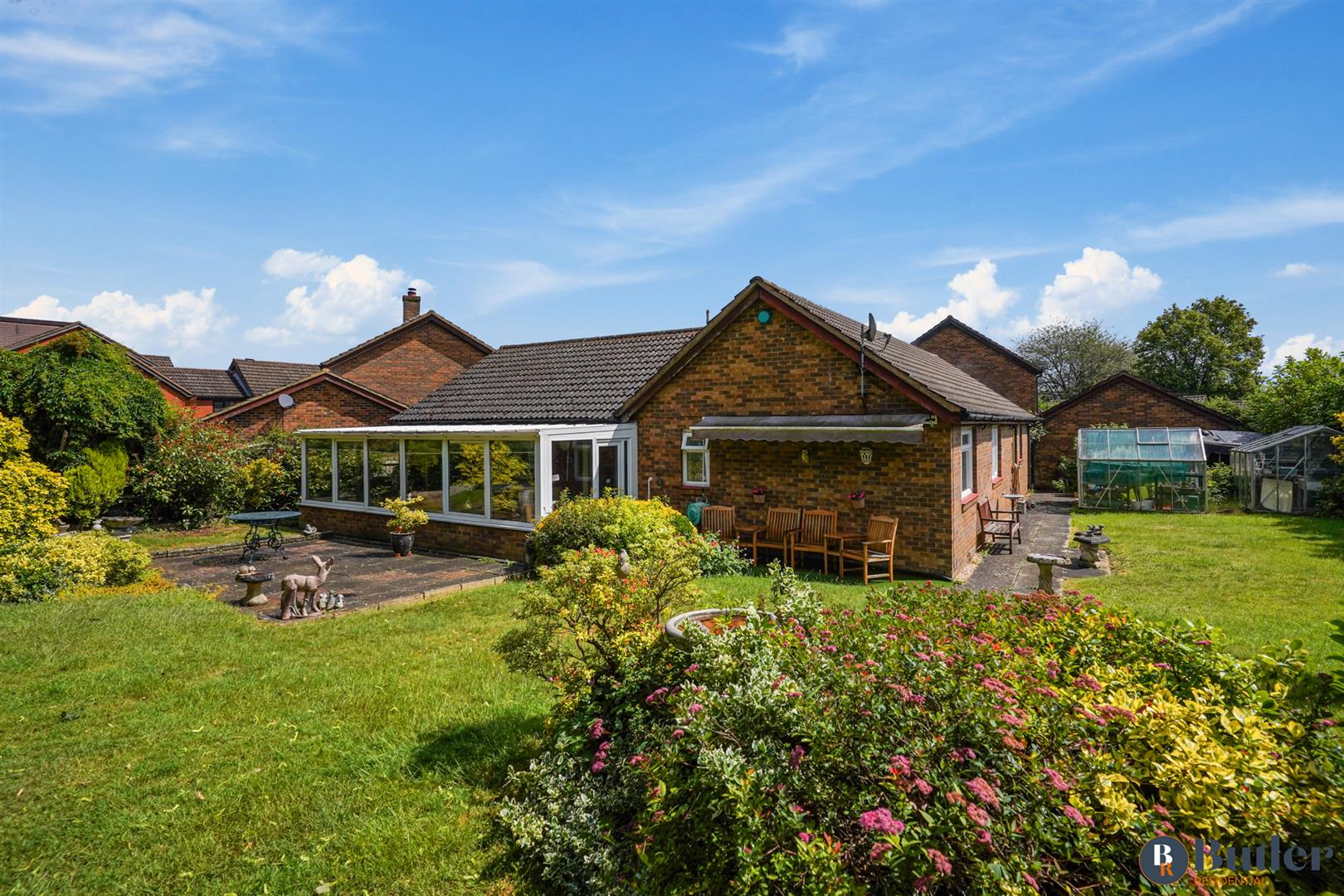 3 bed detached bungalow for sale in Vienna Grove, Milton Keynes 25