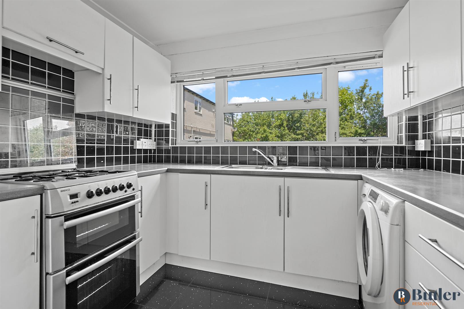1 bed flat for sale in Sloan Court, Stevenage  - Property Image 10