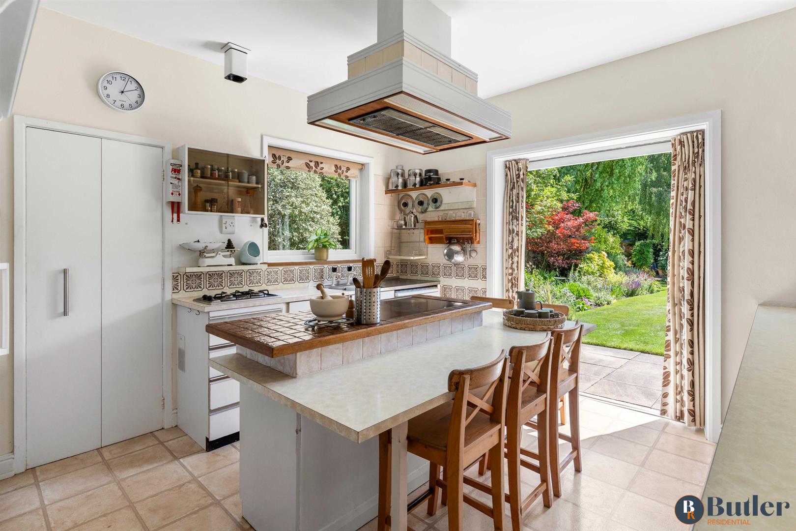 6 bed detached house for sale in Perry Road, St. Neots  - Property Image 22