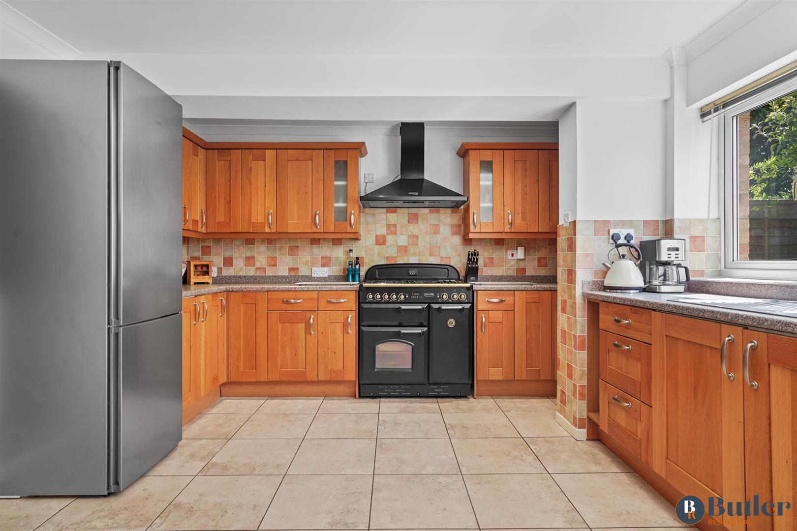 5 bed detached house for sale in Tanglewood, Huntingdon 11
