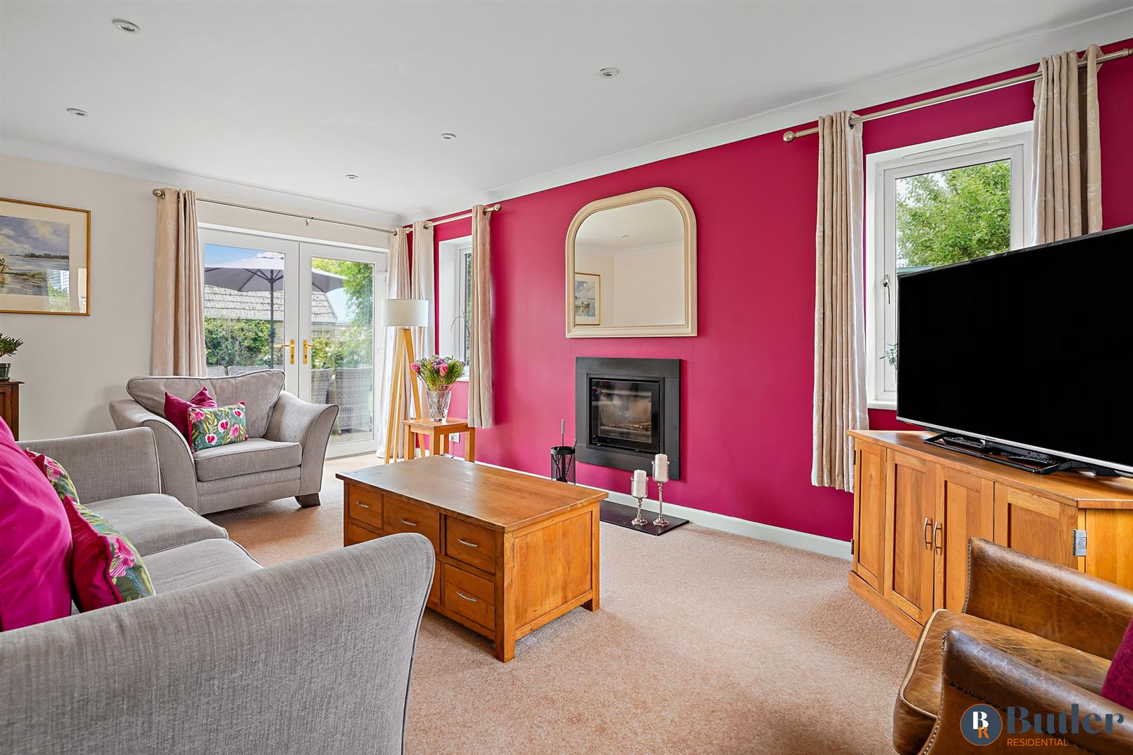 5 bed detached house for sale in Tanglewood, Huntingdon  - Property Image 4