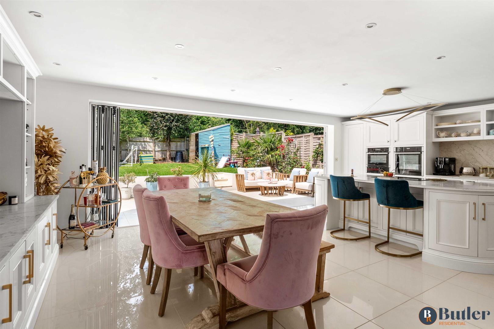 4 bed detached house for sale in Grove Avenue, Harpenden 22