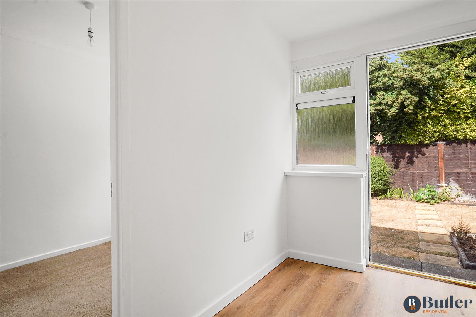 2 bed semi-detached bungalow for sale in Moorfield Way, Huntingdon  - Property Image 11