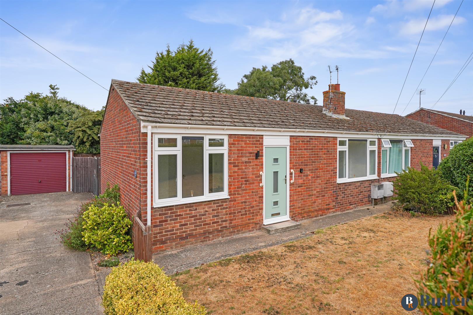 2 bed semi-detached bungalow for sale in Moorfield Way, Huntingdon, PE28