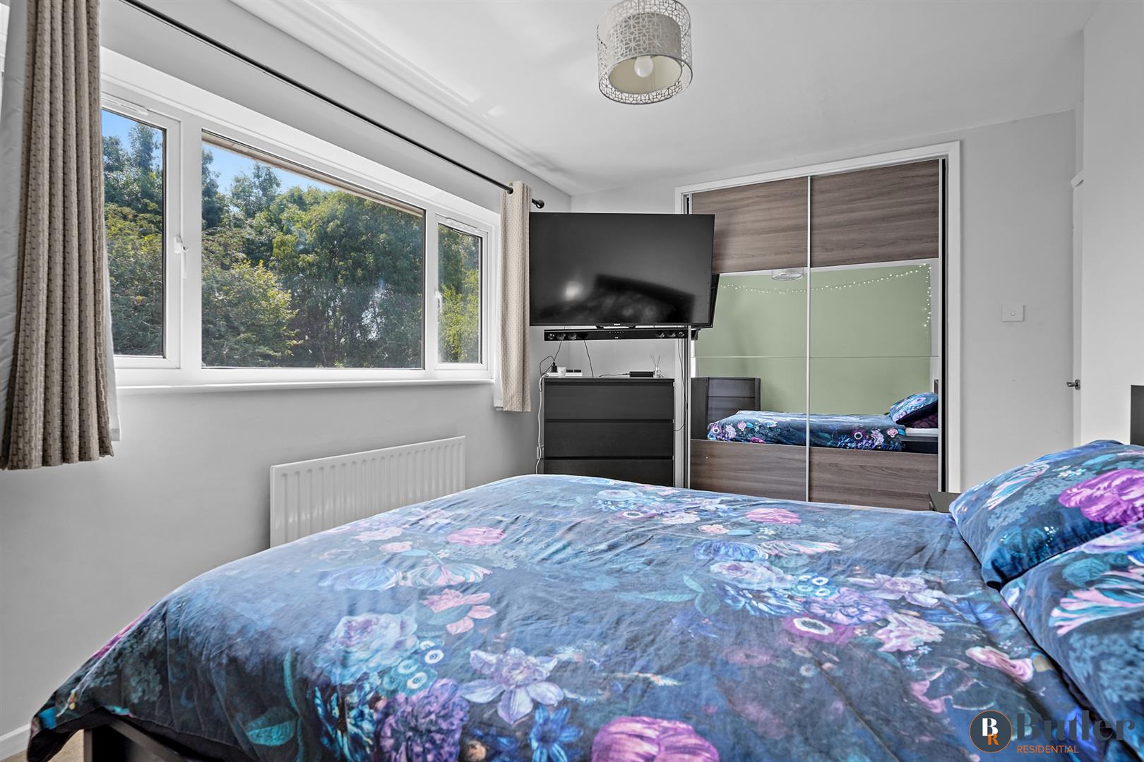 3 bed terraced house for sale in Wychdell, Stevenage 12