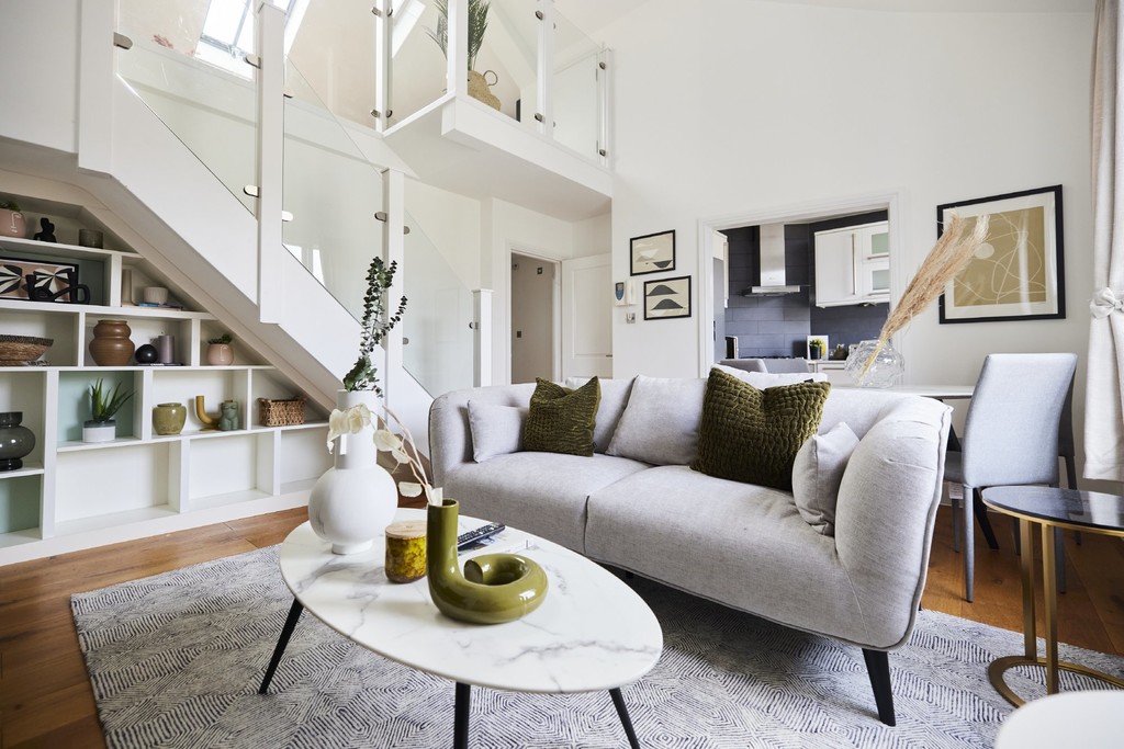 Asking Price £675,000


2


2