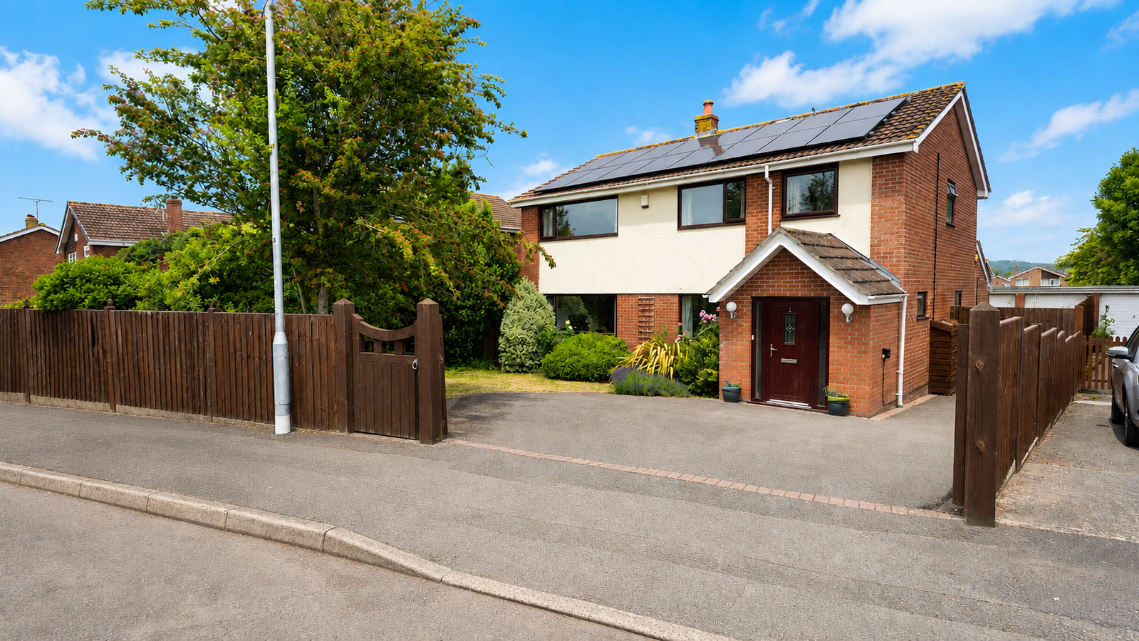 4 Bed Detached House For Sale In Allington Gardens - Set In A Superb Level Garden In This Favoured Close., (Ref: 1419057), See Map, BS48 1AW