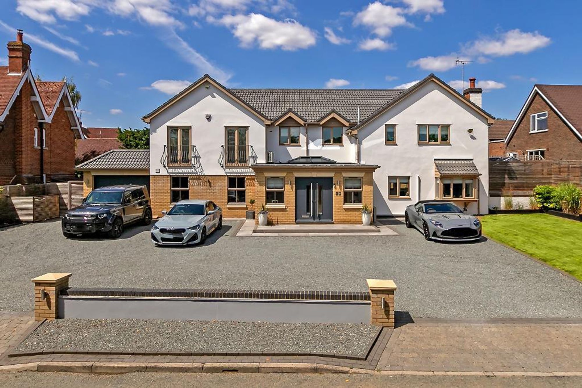 5 bed for sale in Silsoe Road, Flitton, MK45