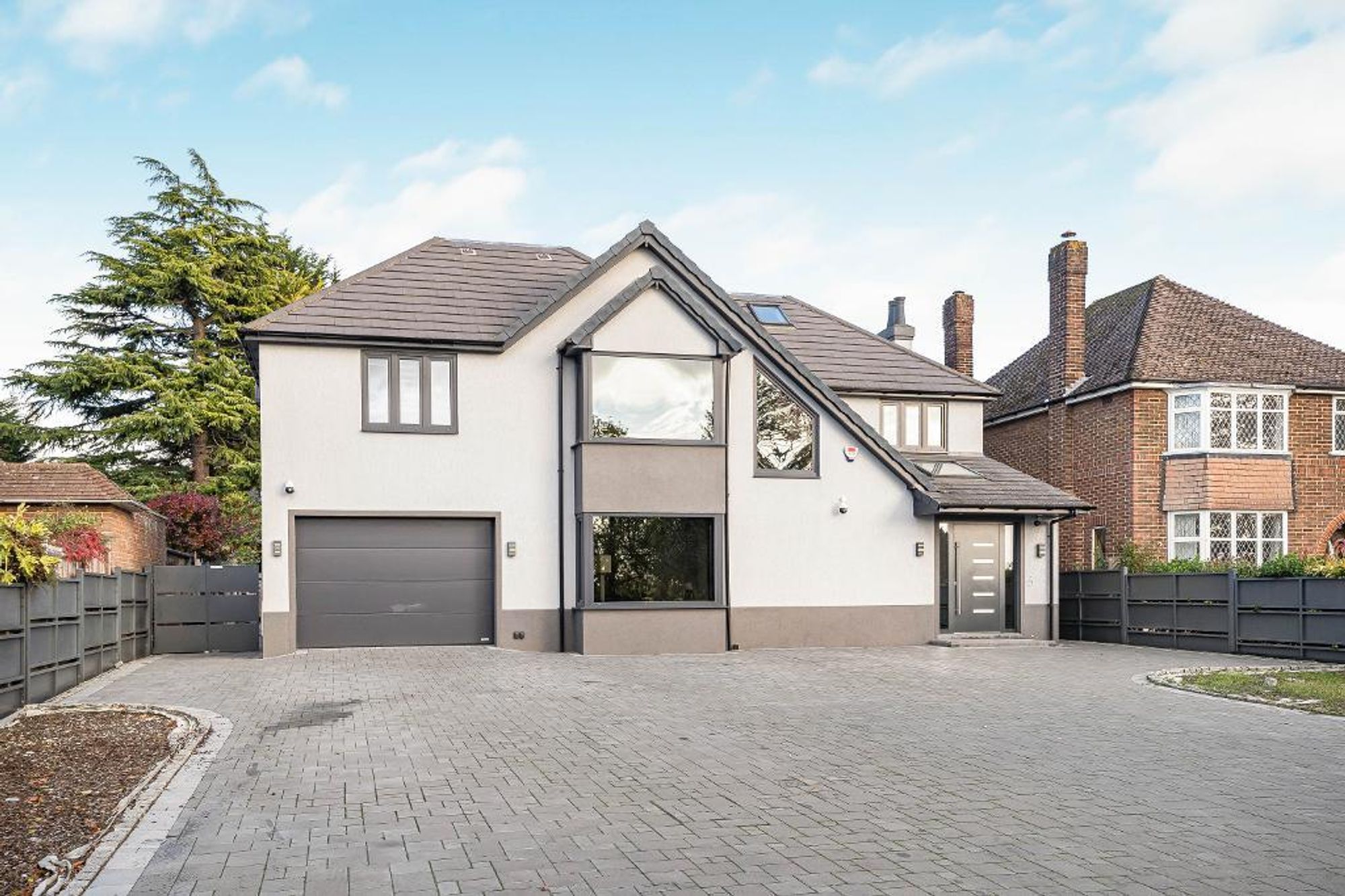 7 bed for sale in Barton Road, Luton, LU3