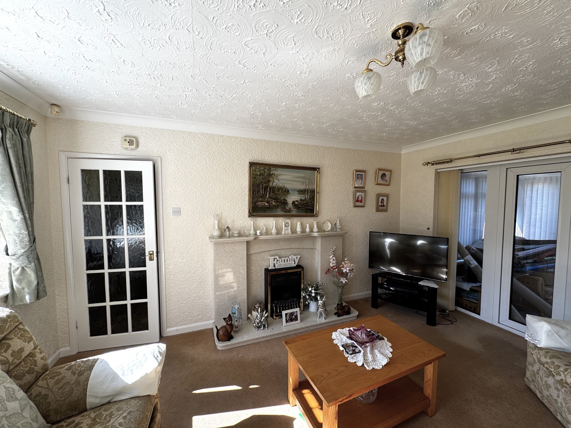 2 bed detached bungalow for sale in Griceson Close, Ollerton, NG22  - Property Image 4