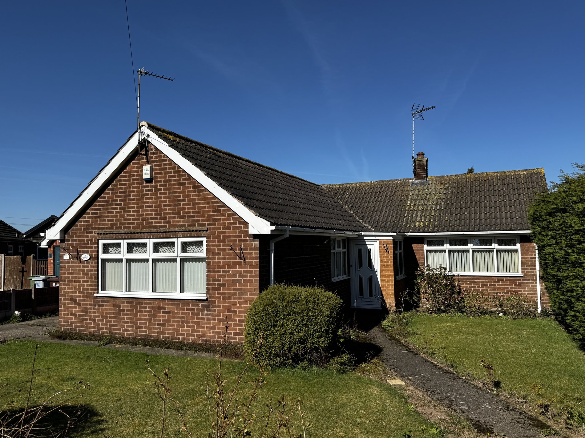 2 bed detached bungalow for sale in Griceson Close, Ollerton, NG22
