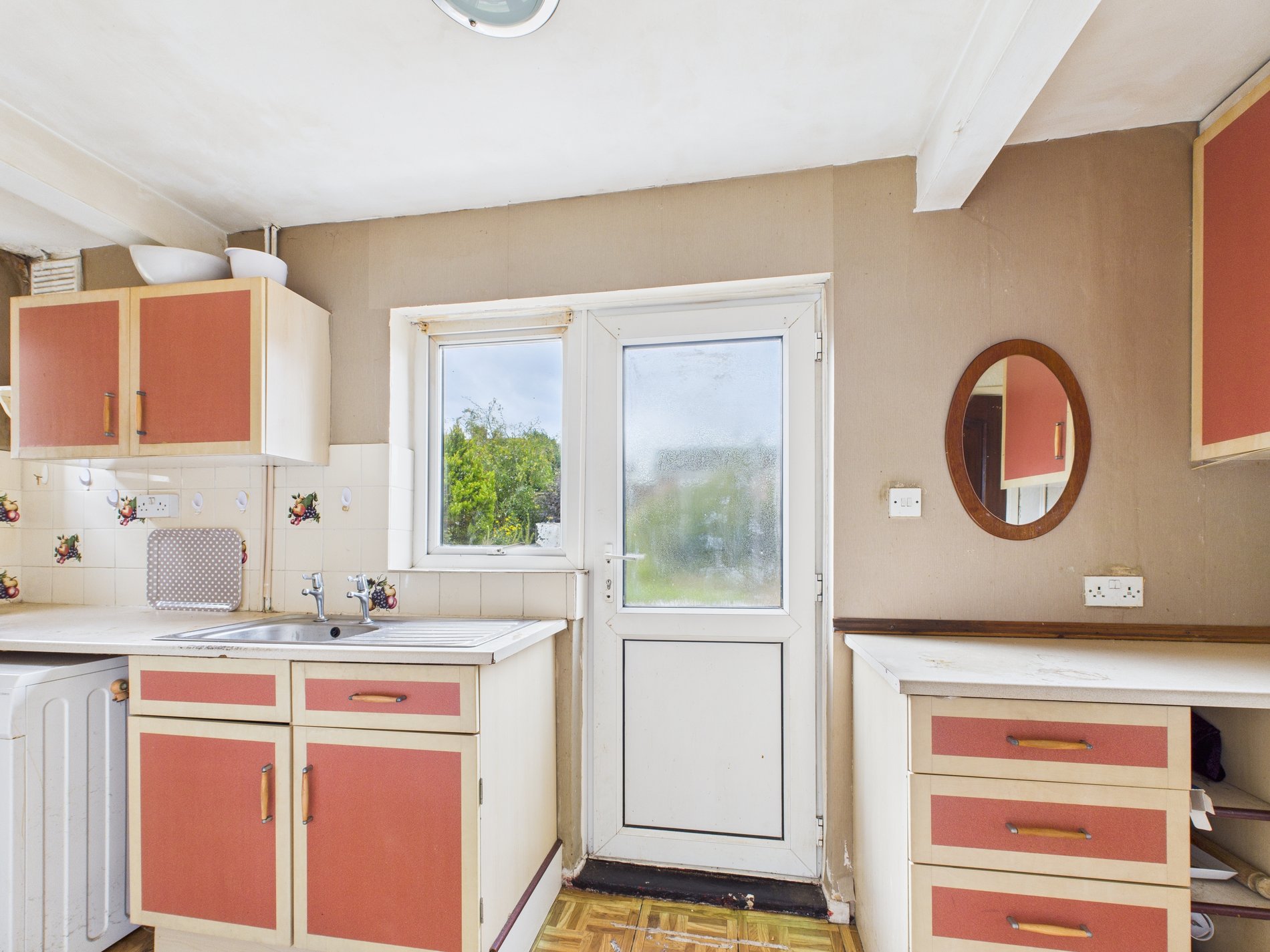 3 bed semi-detached house for sale in Beardsley Road, Edwinstowe, NG21  - Property Image 3