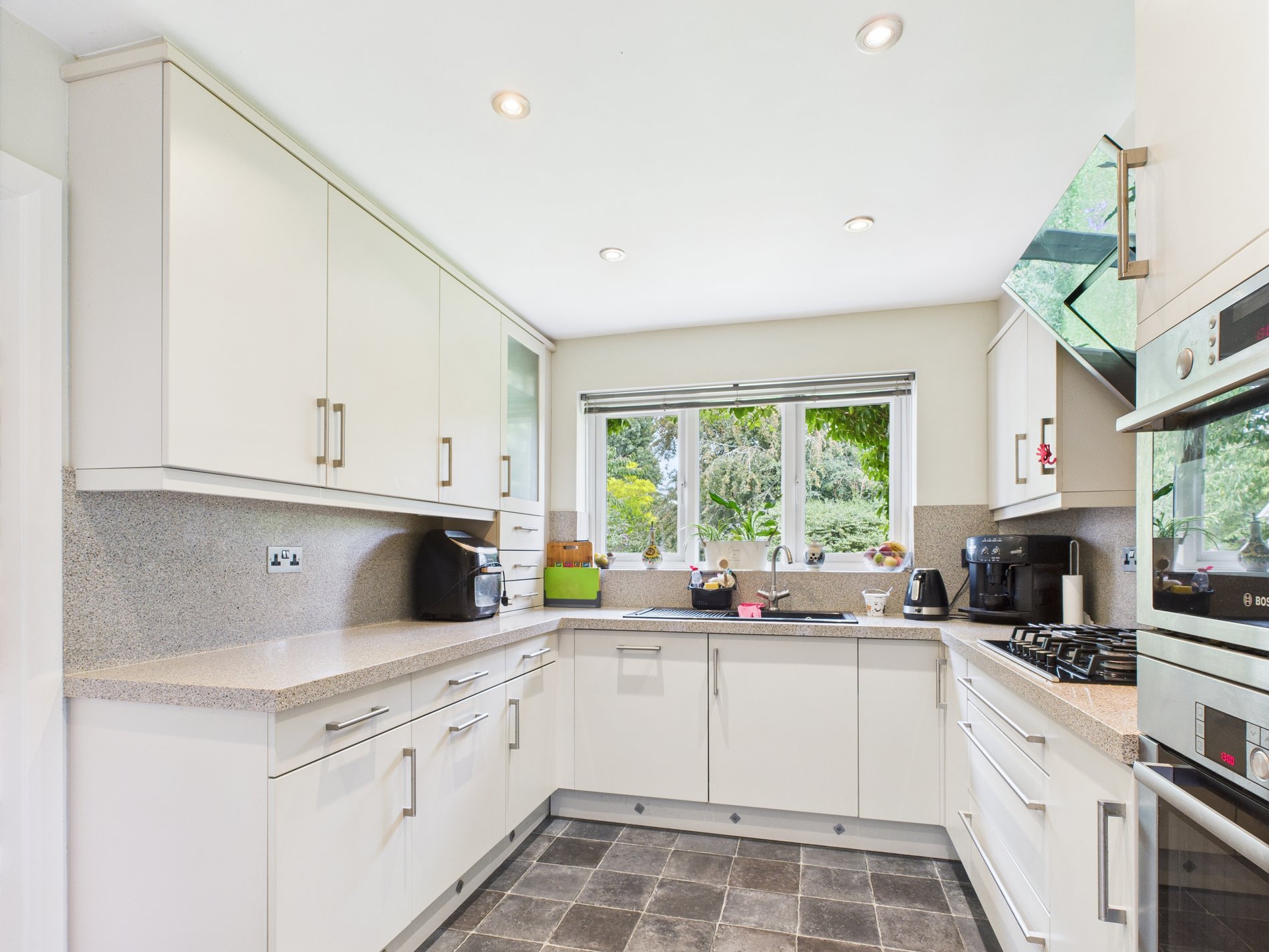 4 bed detached house for sale in Bramble Close, Bilsthorpe, NG22  - Property Image 5