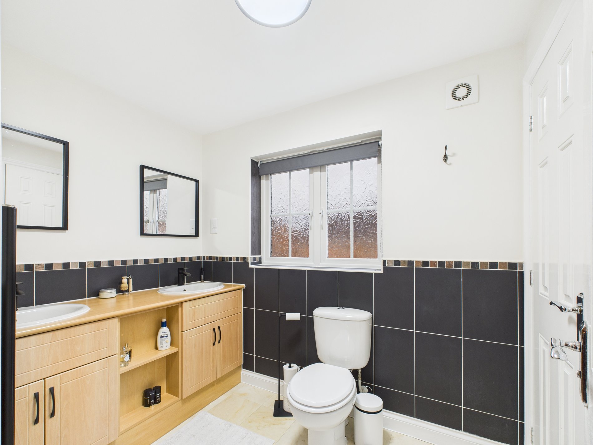 5 bed detached house for sale in Old School Drive, Edwinstowe, NG21  - Property Image 13