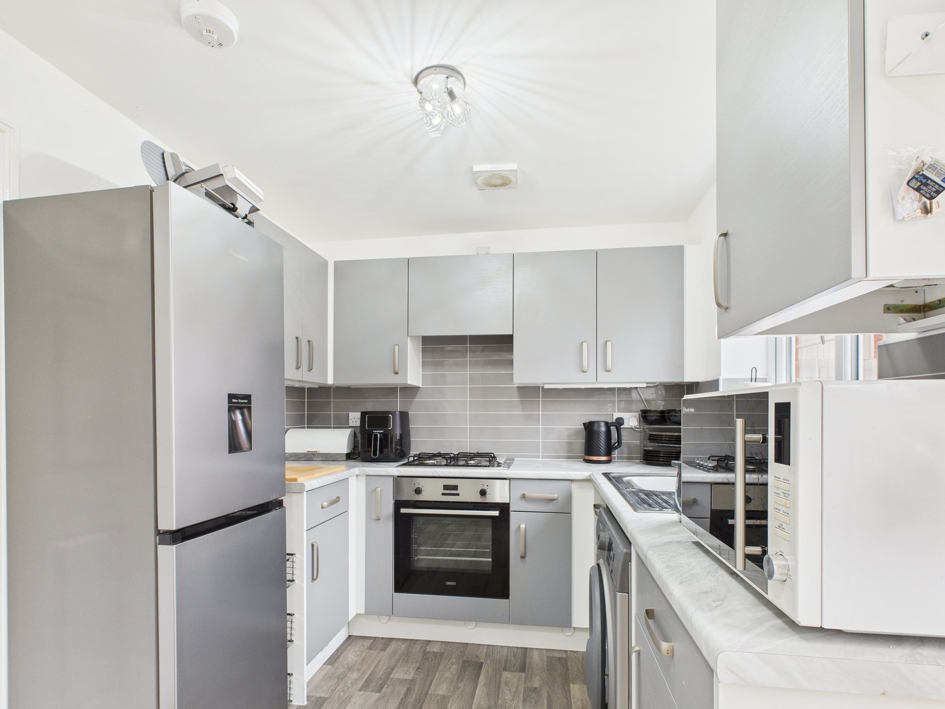 3 bed detached house for sale in Banksman Way, New Ollerton, NG22  - Property Image 2