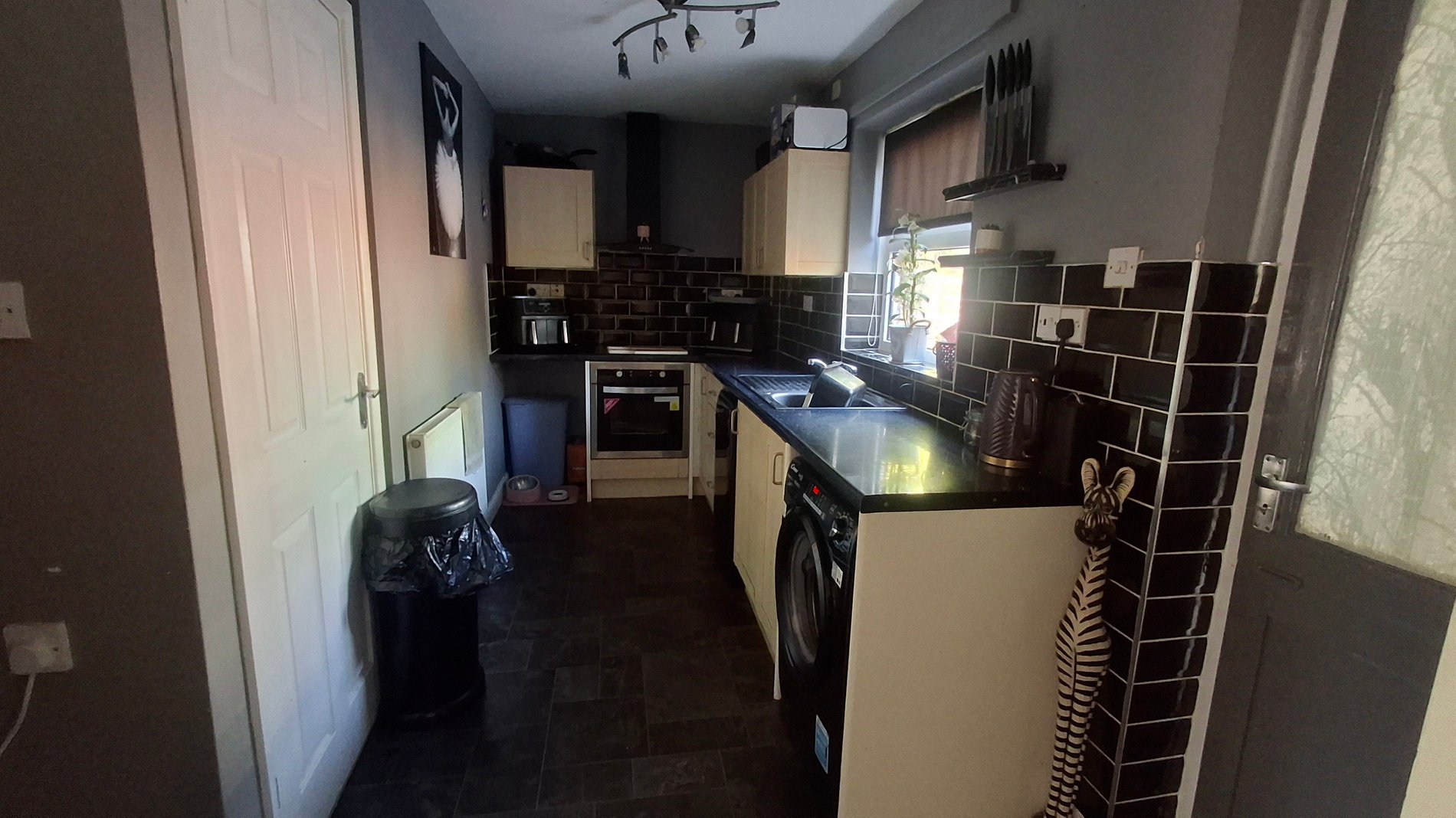 3 bed semi-detached house for sale in Lime Crescent, Church Warsop, NG20  - Property Image 2