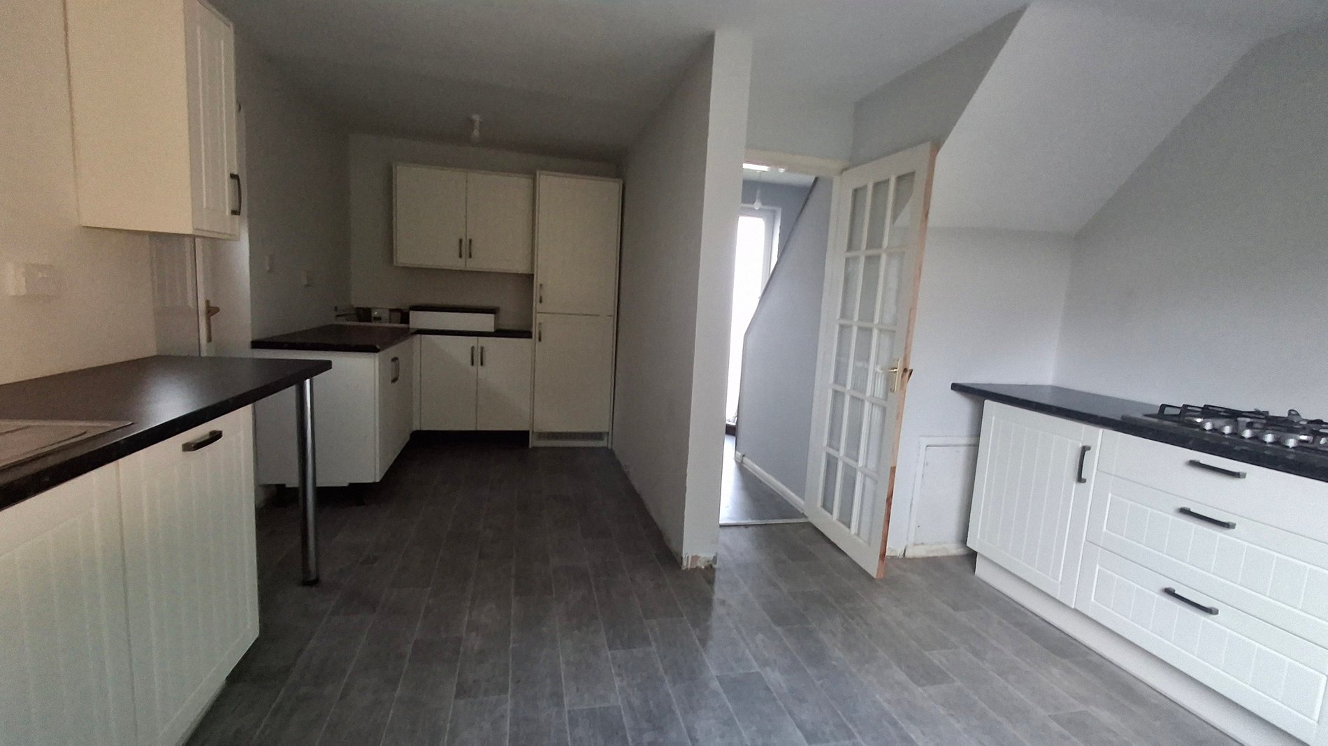 3 bed semi-detached house for sale in Chestnut Drive, New Ollerton, NG22  - Property Image 5