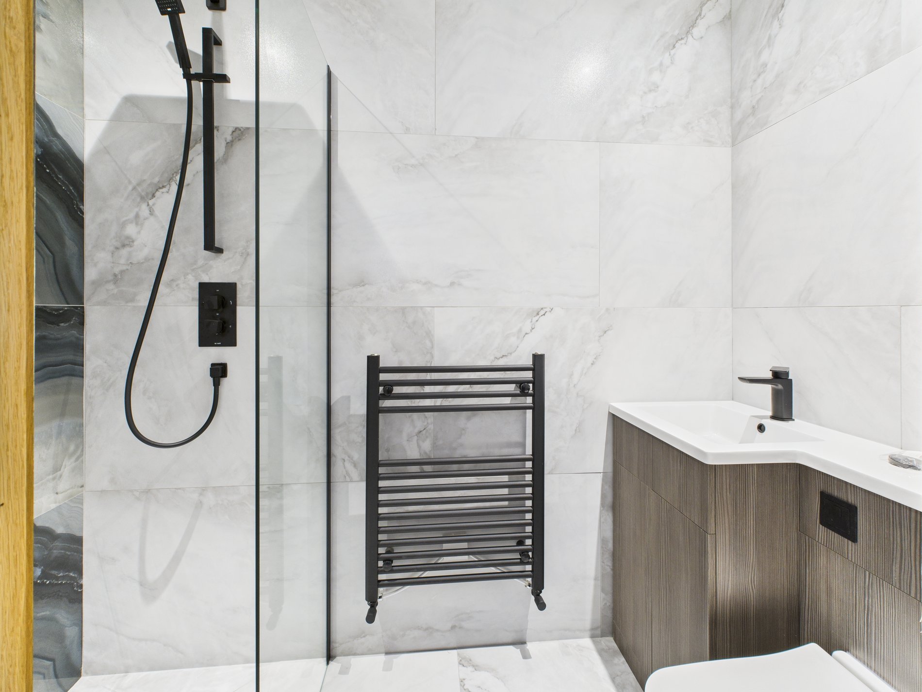 6 bed detached house for sale in Central Avenue, Walesby, NG22  - Property Image 6