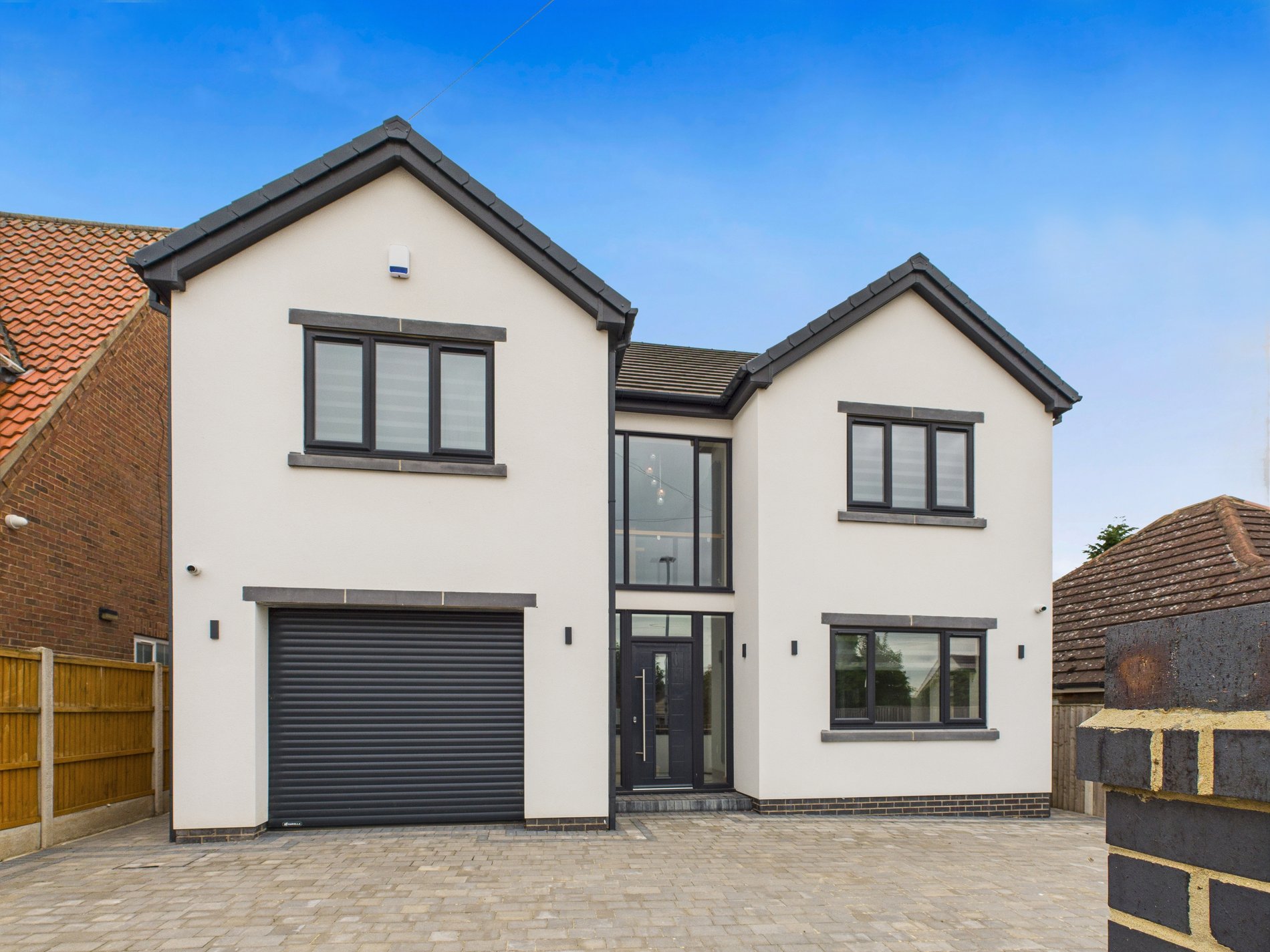 6 bed detached house for sale in Central Avenue, Walesby, NG22  - Property Image 1