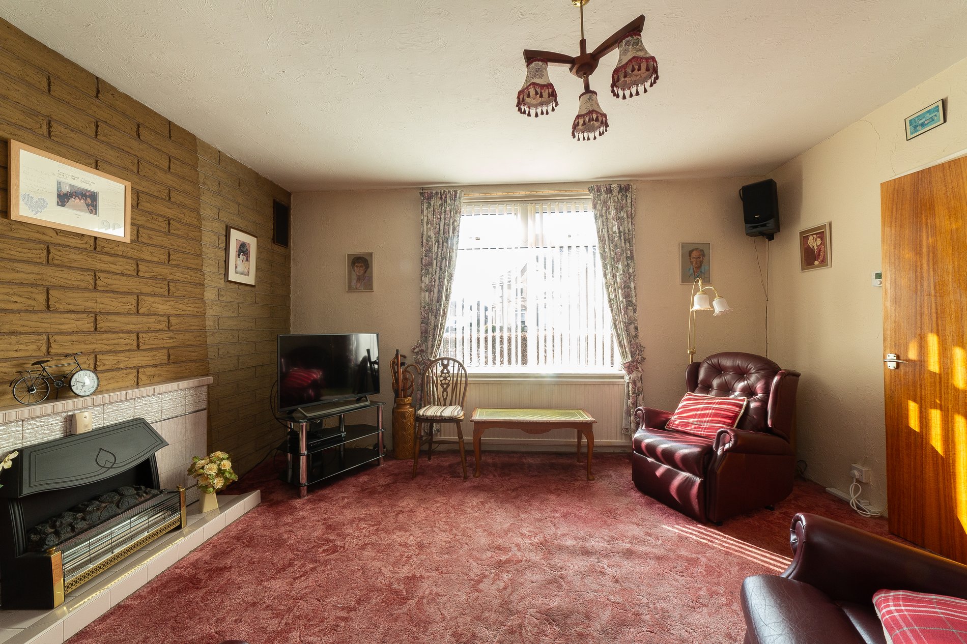 3 bed semi-detached house for sale in Whinney Lane, New Ollerton, NG22  - Property Image 4