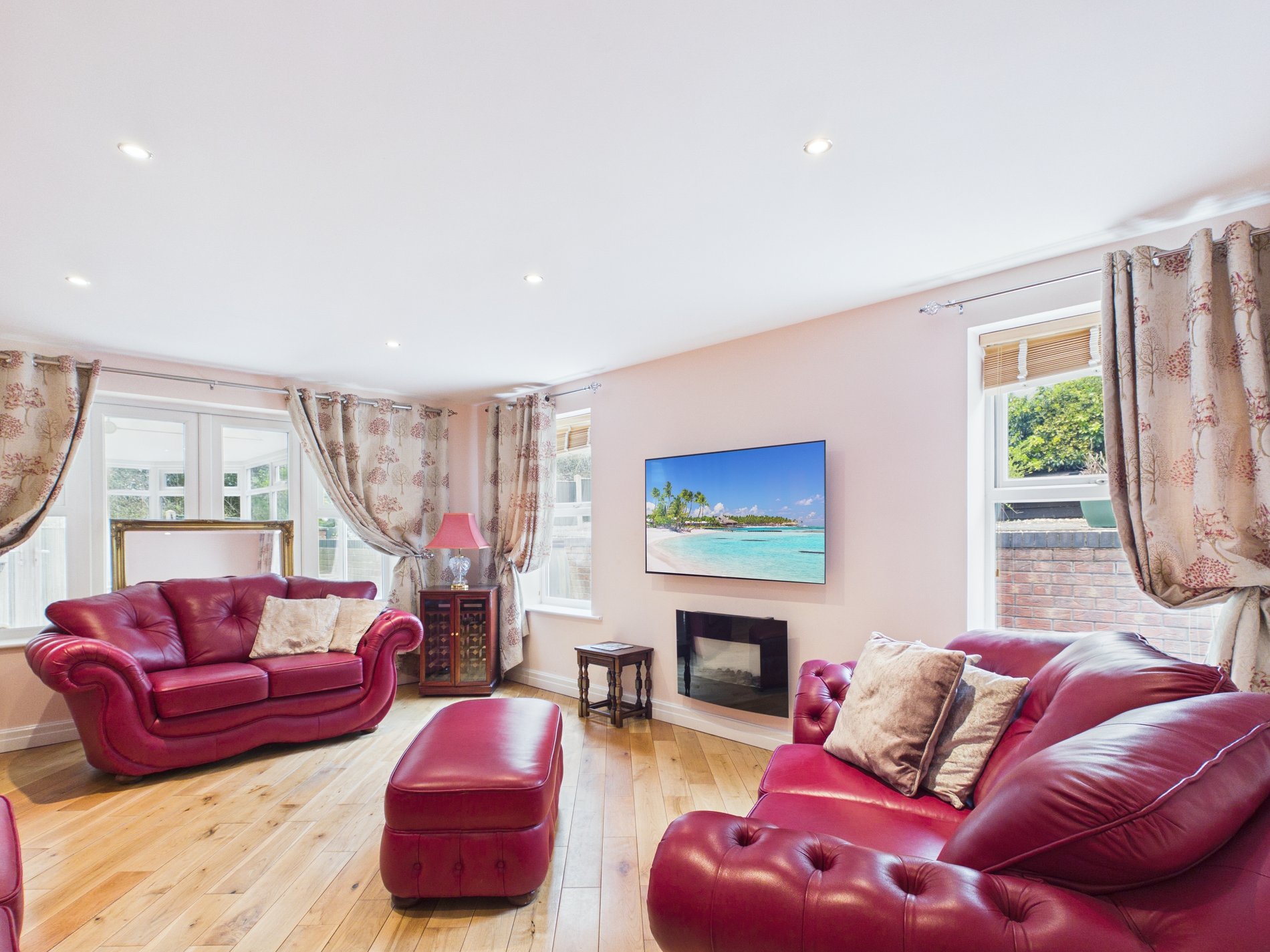 3 bed detached bungalow for sale in Carpenters Close.  Main Road, Boughton, NG22  - Property Image 3