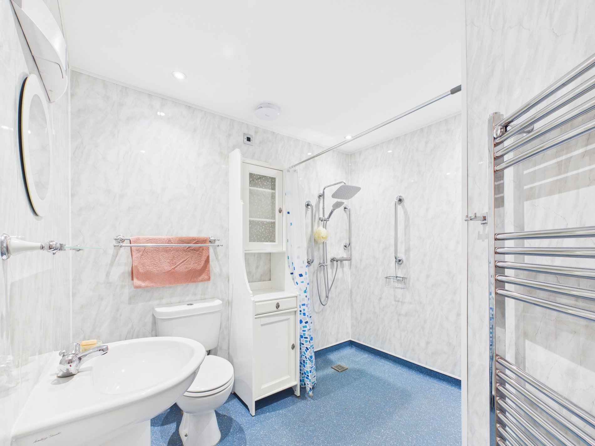 3 bed detached bungalow for sale in Carpenters Close.  Main Road, Boughton, NG22  - Property Image 7