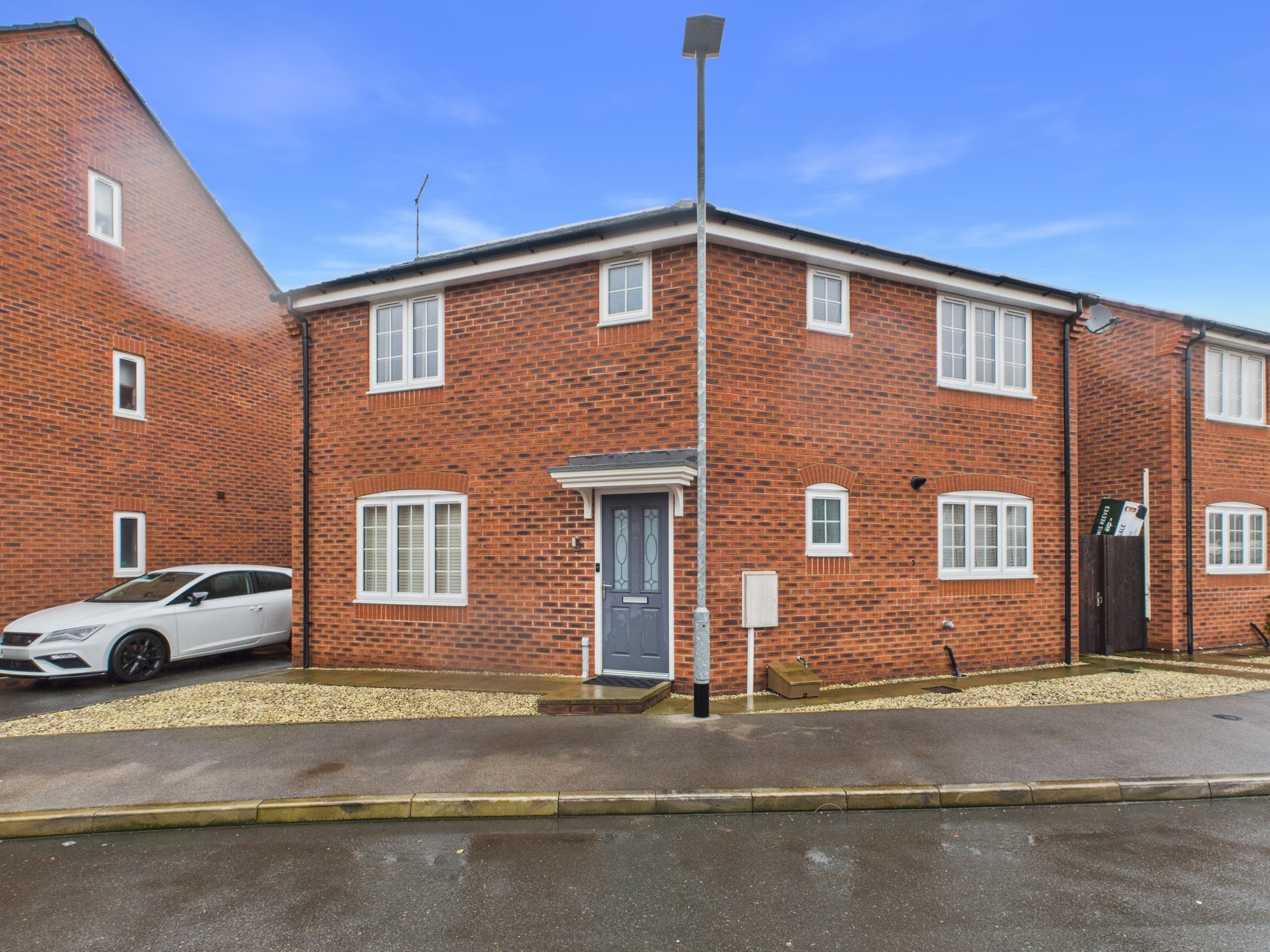 3 bed detached house to rent in Goodwill Road, Ollerton, NG22  - Property Image 1