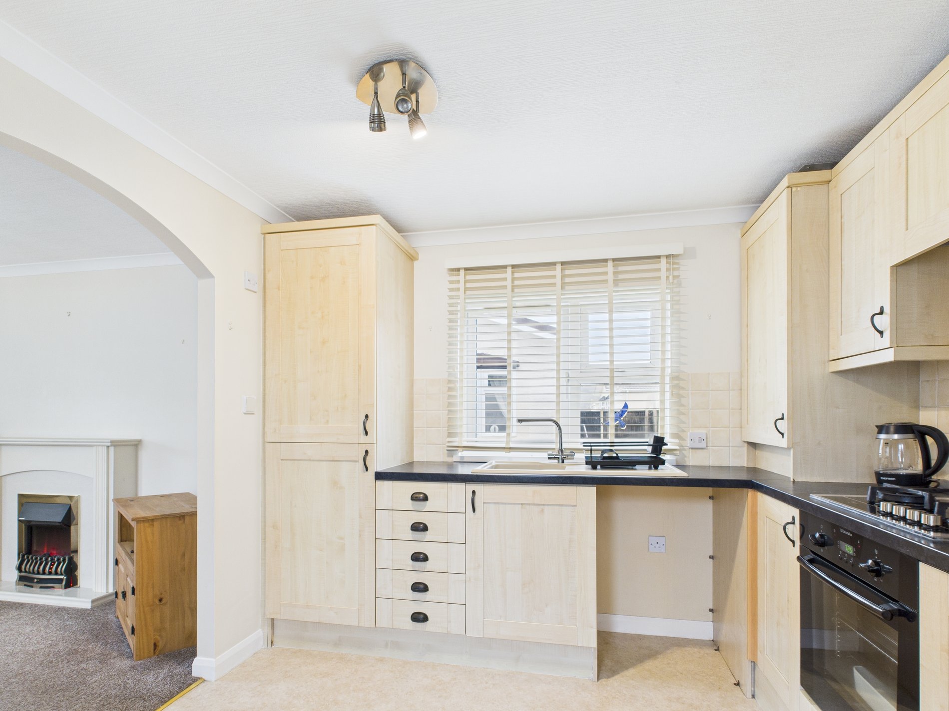 2 bed for sale in Fairholme Park, Ollerton, NG22  - Property Image 11