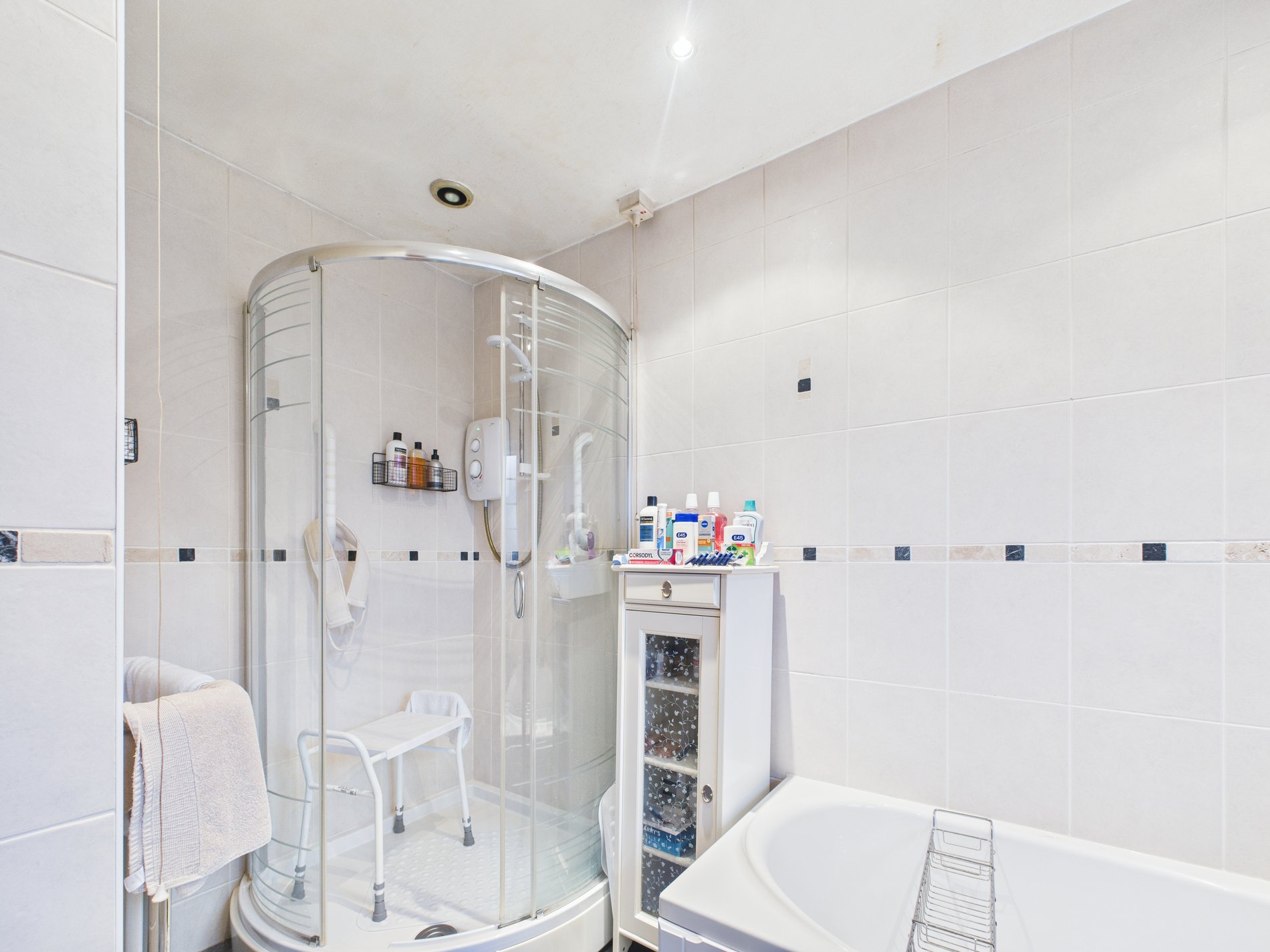 3 bed bungalow for sale in Gattlys Lane, New Ollerton, NG22  - Property Image 15