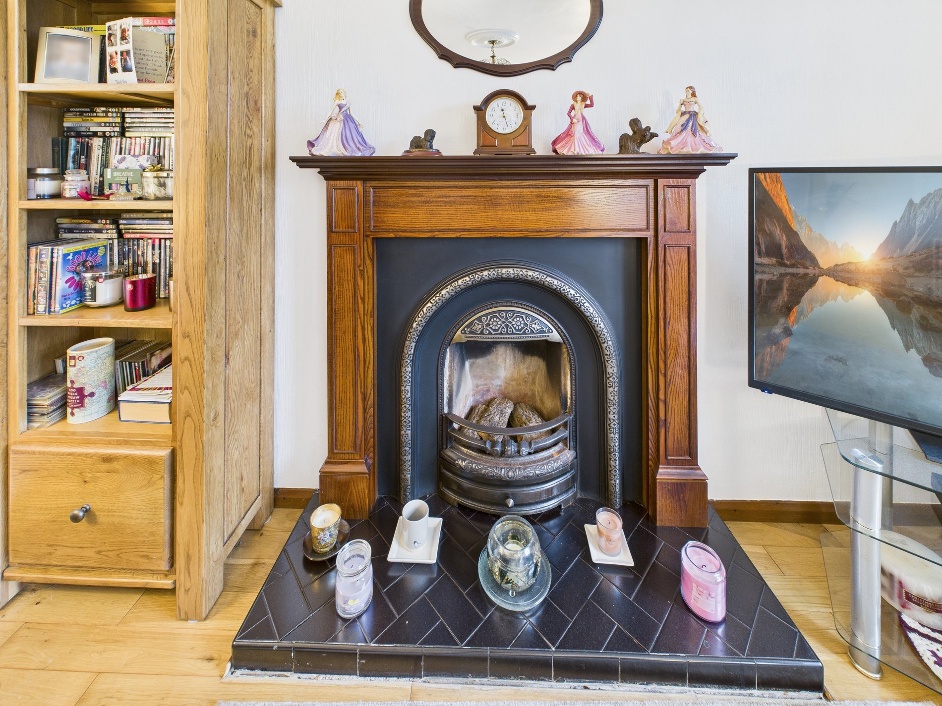 3 bed bungalow for sale in Gattlys Lane, New Ollerton, NG22  - Property Image 4