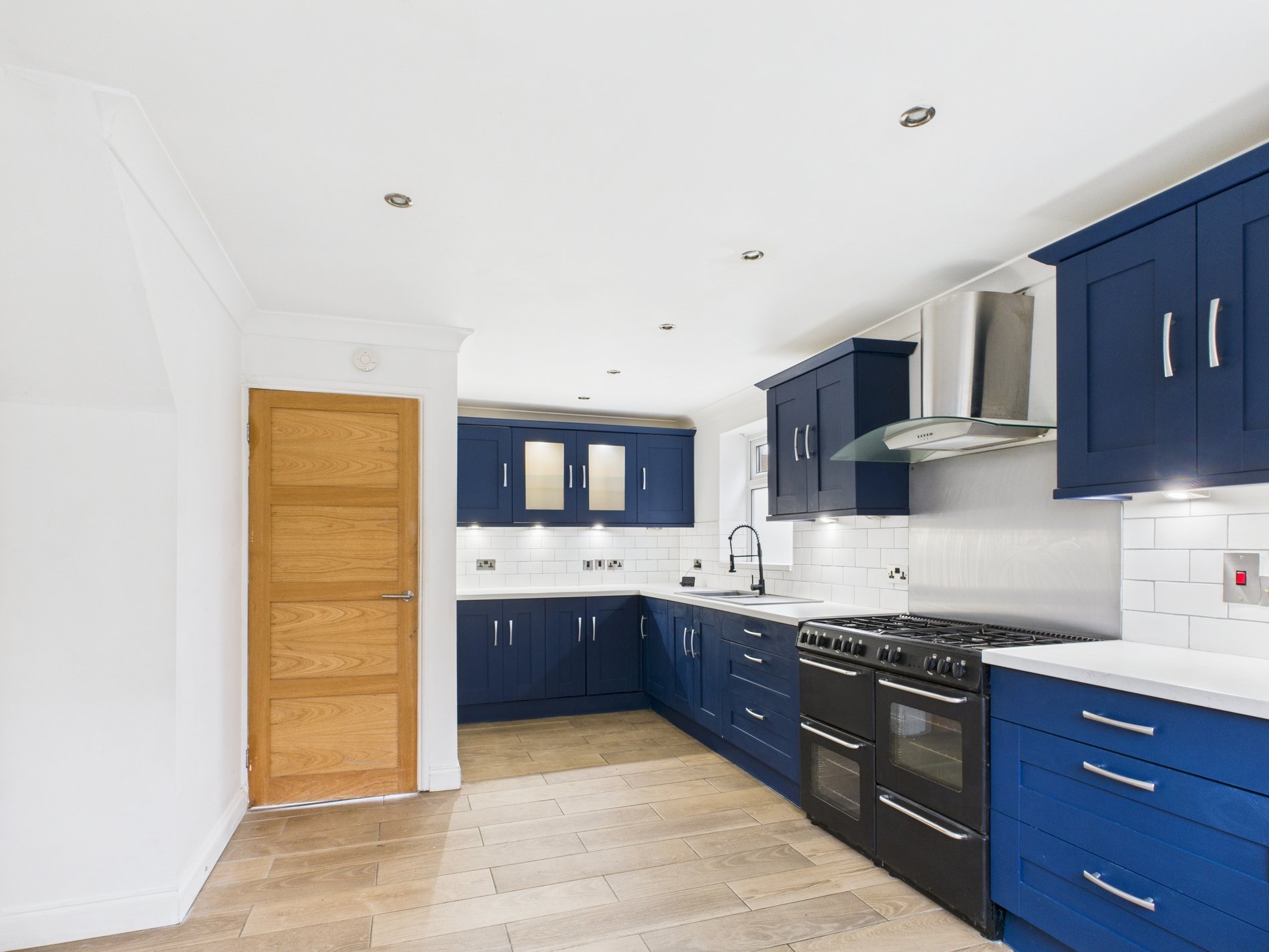 3 bed semi-detached house for sale in Whitewater Road, New Ollerton, NG22  - Property Image 6