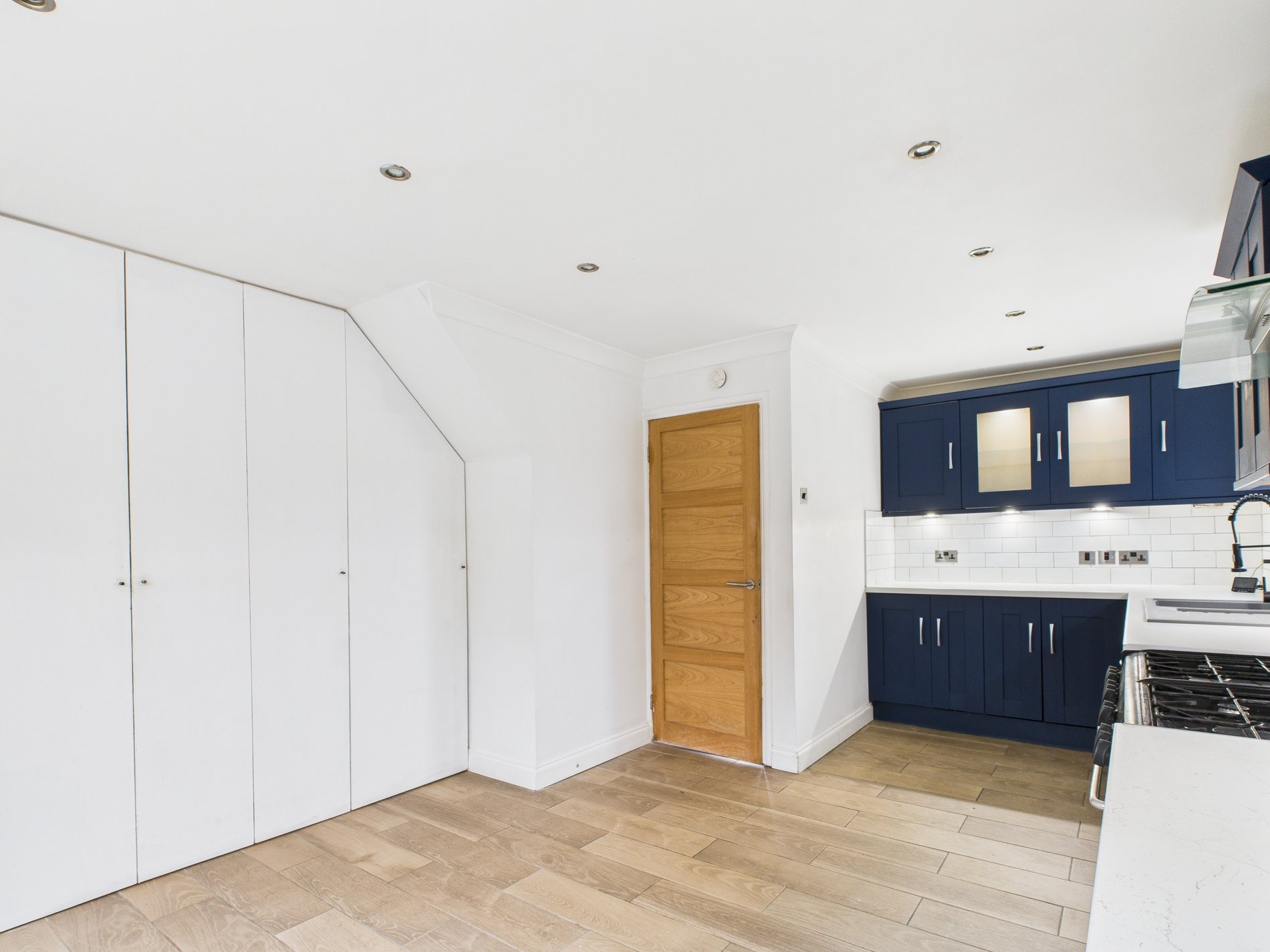 3 bed semi-detached house for sale in Whitewater Road, New Ollerton, NG22  - Property Image 7