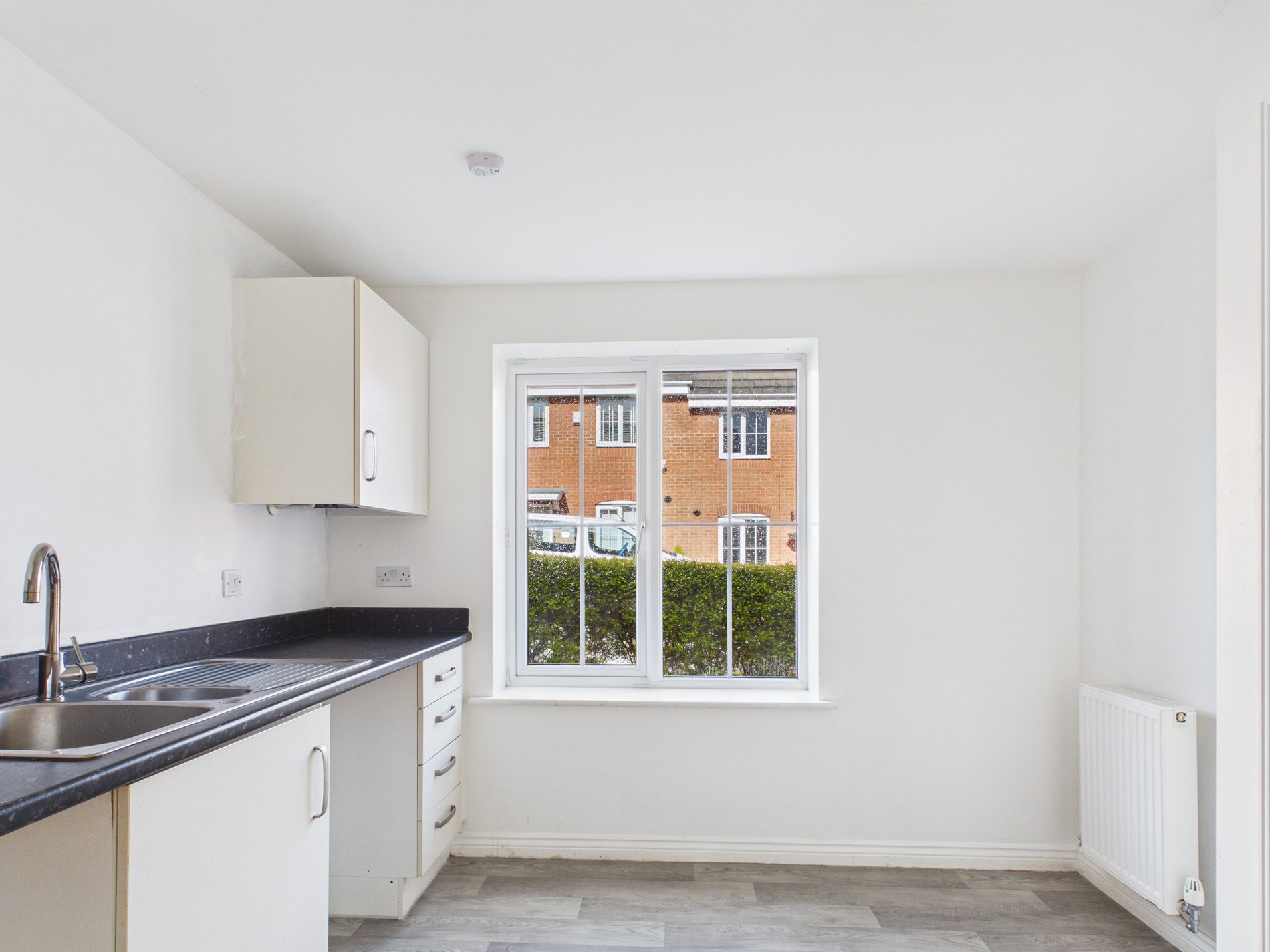 3 bed semi-detached house for sale in Palace Gardens, Clipstone Village, NG21  - Property Image 2