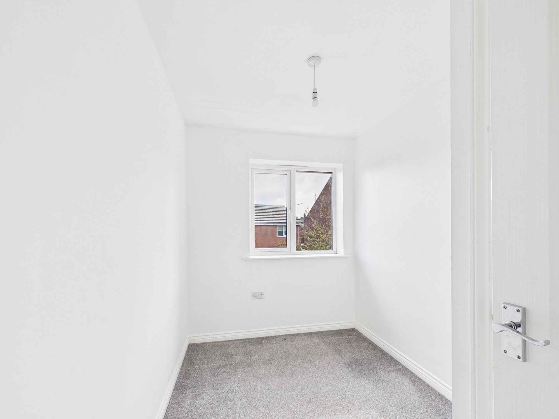 3 bed semi-detached house for sale in Palace Gardens, Clipstone Village, NG21  - Property Image 10
