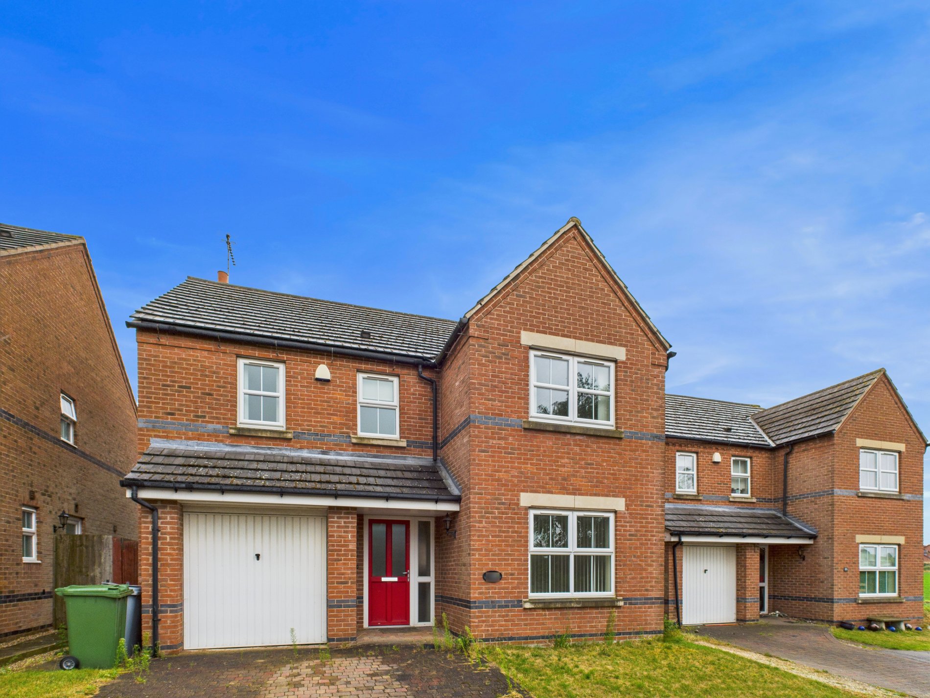 4 bed detached house for sale in Occupation Lane, Edwinstowe, NG21  - Property Image 1