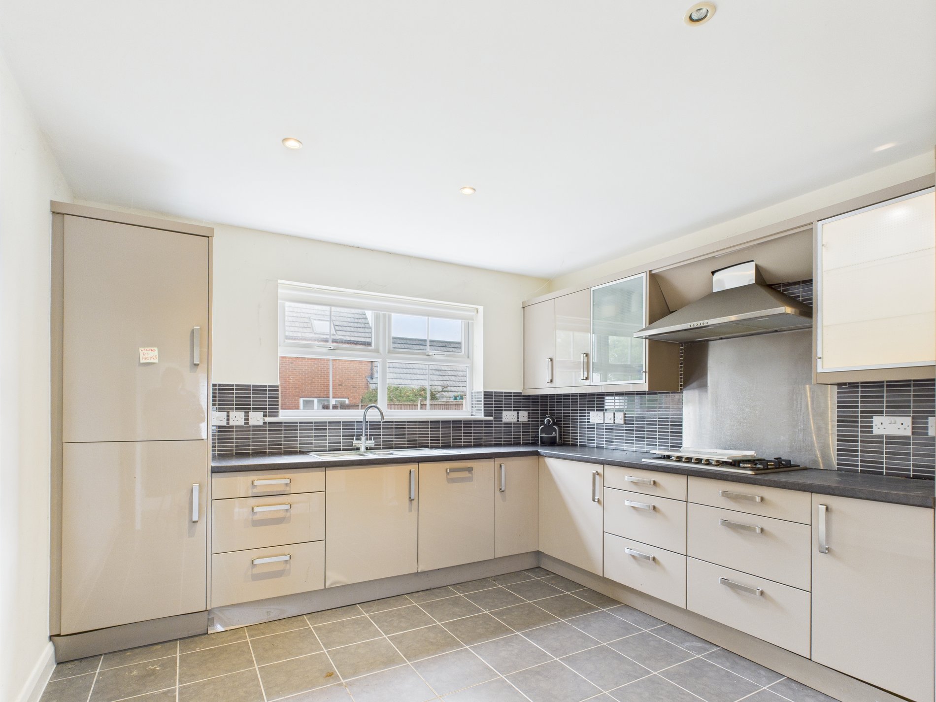 4 bed detached house for sale in Occupation Lane, Edwinstowe, NG21  - Property Image 2