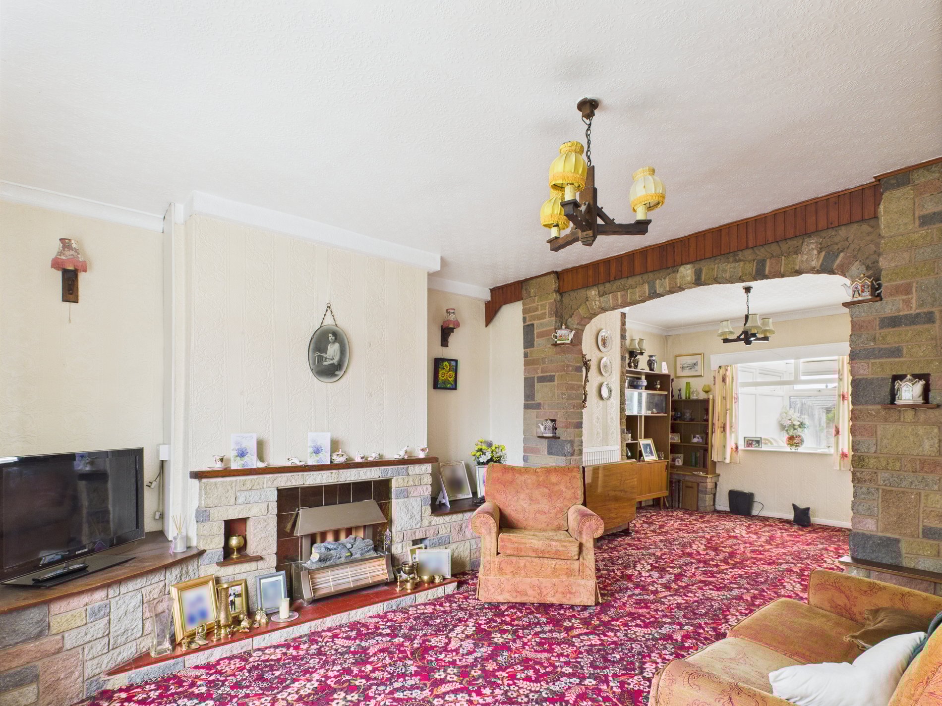 3 bed end of terrace house for sale in Forest Road, Clipstone Village, NG21  - Property Image 2
