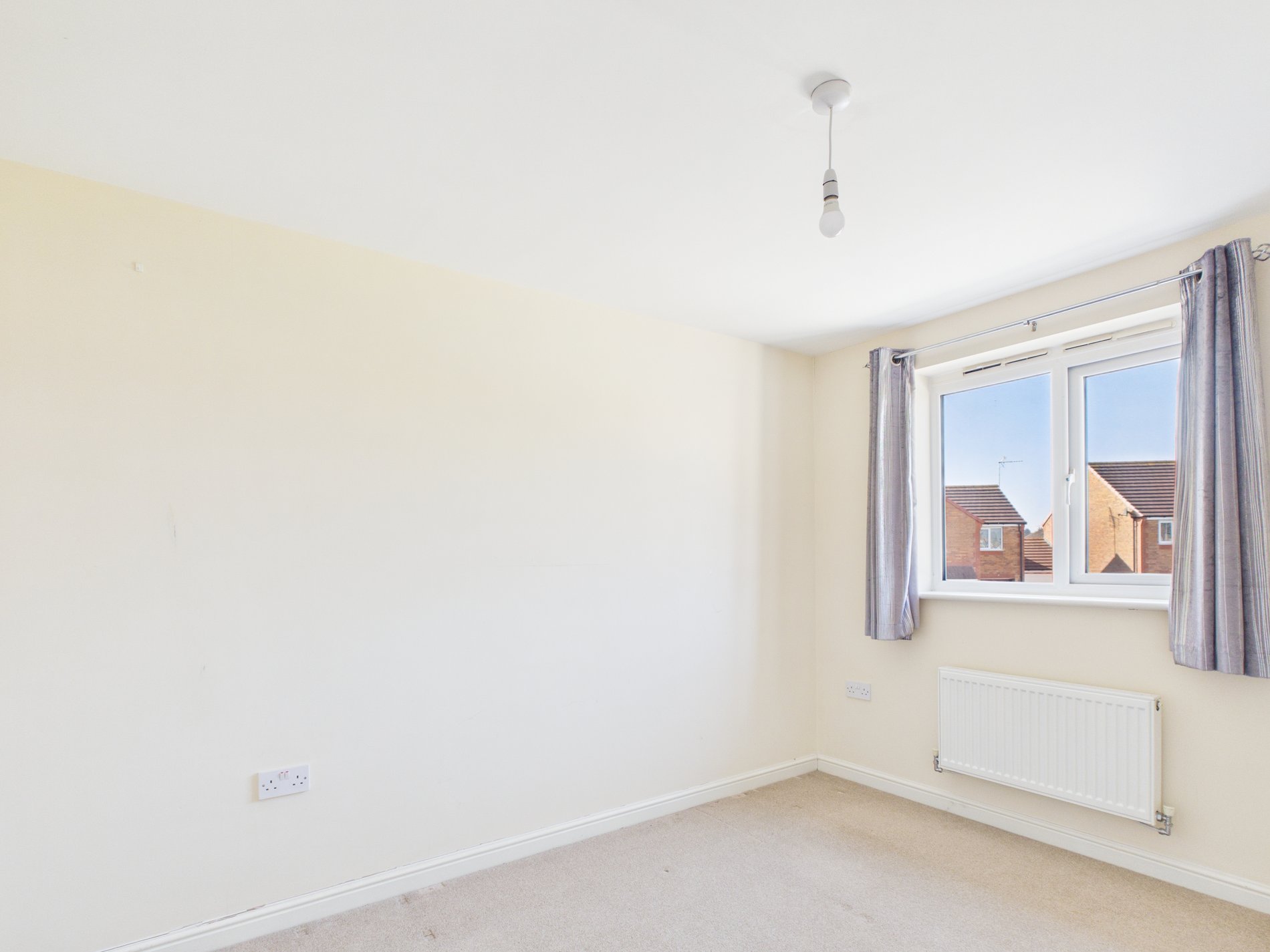 3 bed semi-detached house for sale in Griffin Road, New Ollerton, NG22  - Property Image 9