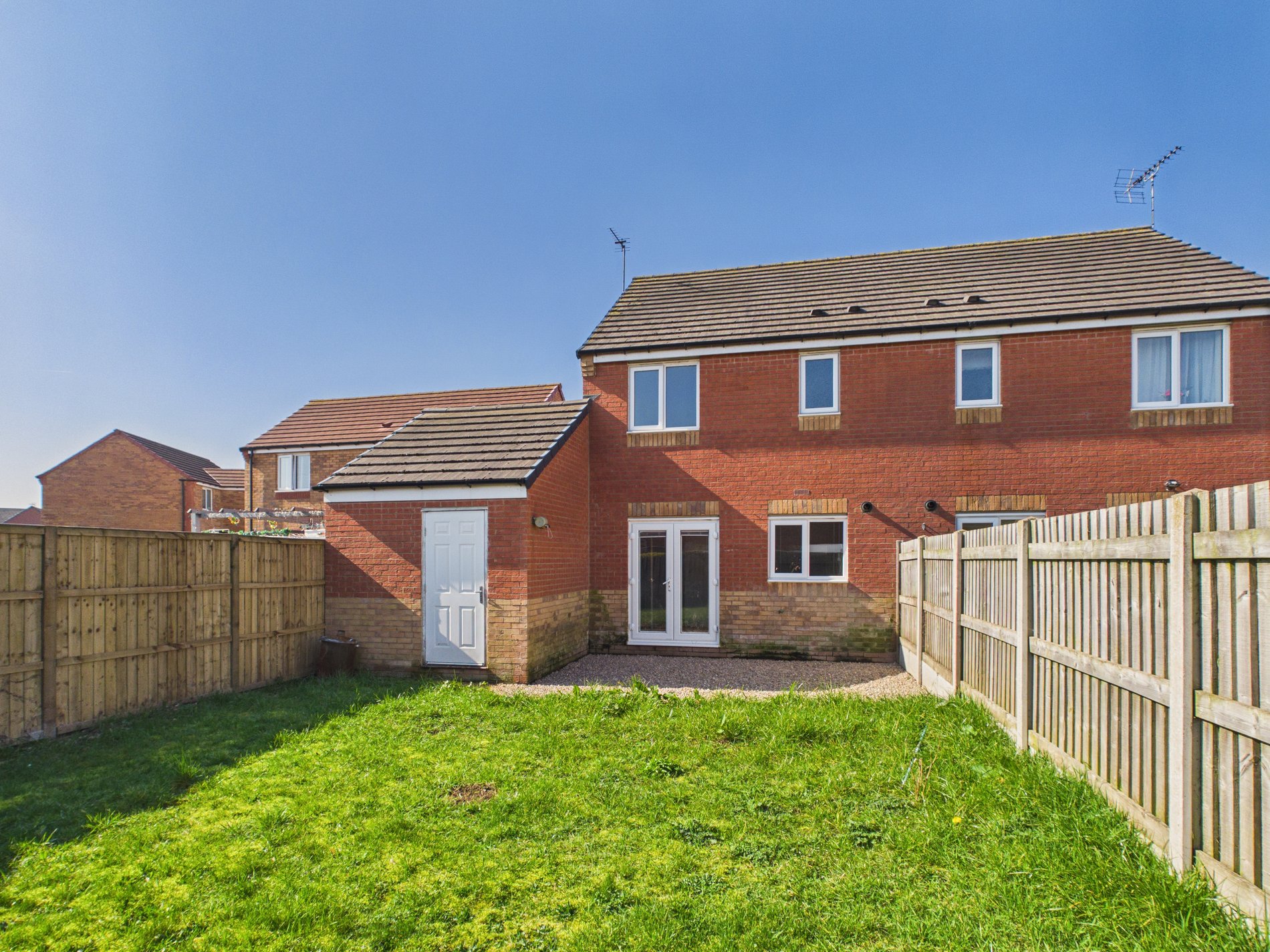 3 bed semi-detached house for sale in Griffin Road, New Ollerton, NG22  - Property Image 10