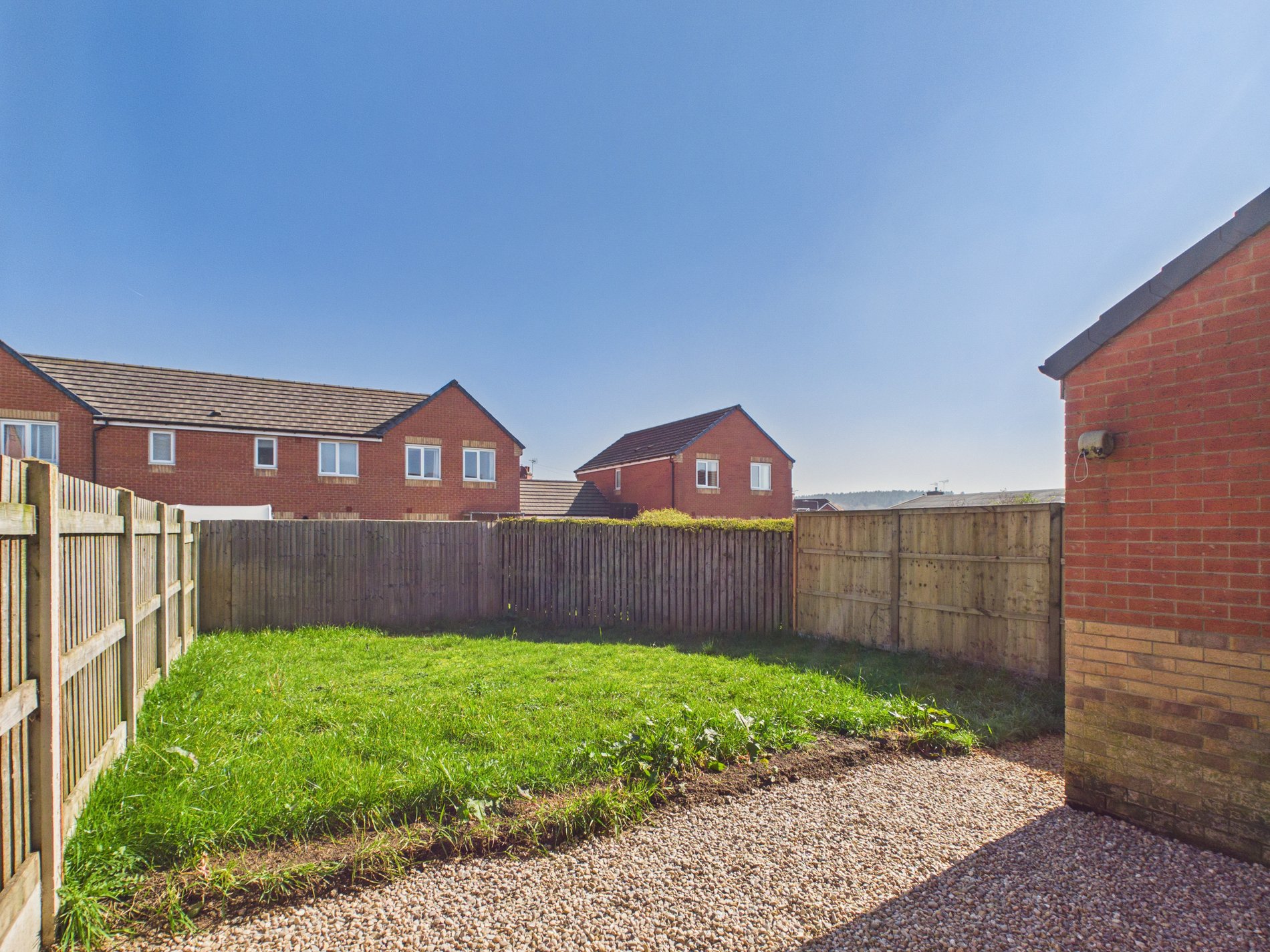 3 bed semi-detached house for sale in Griffin Road, New Ollerton, NG22  - Property Image 11