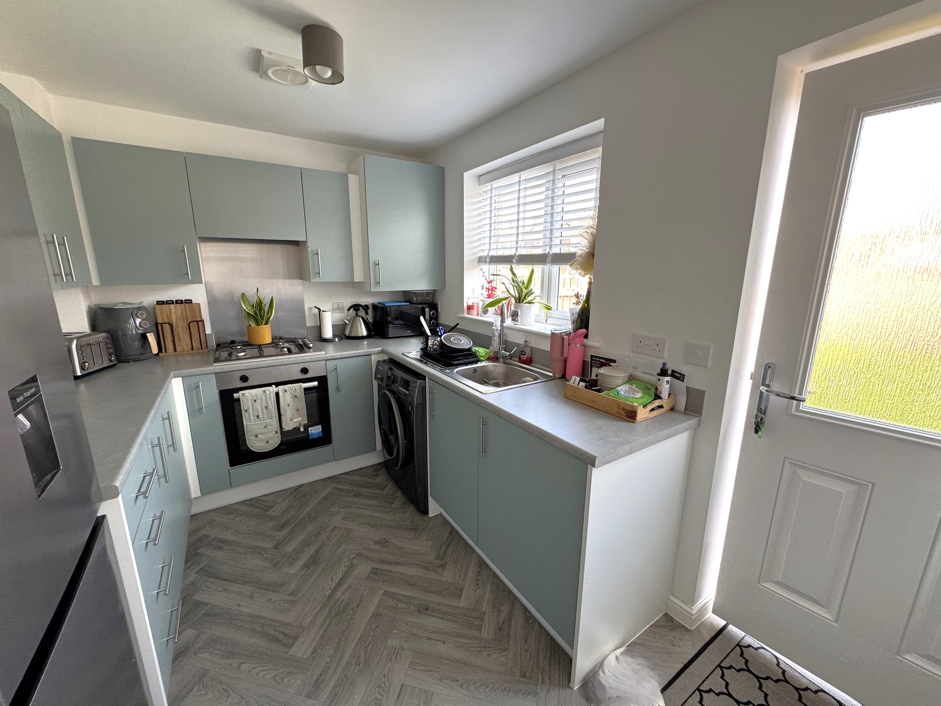 2 bed semi-detached house to rent in Swan Lane, Ollerton, NG22  - Property Image 4