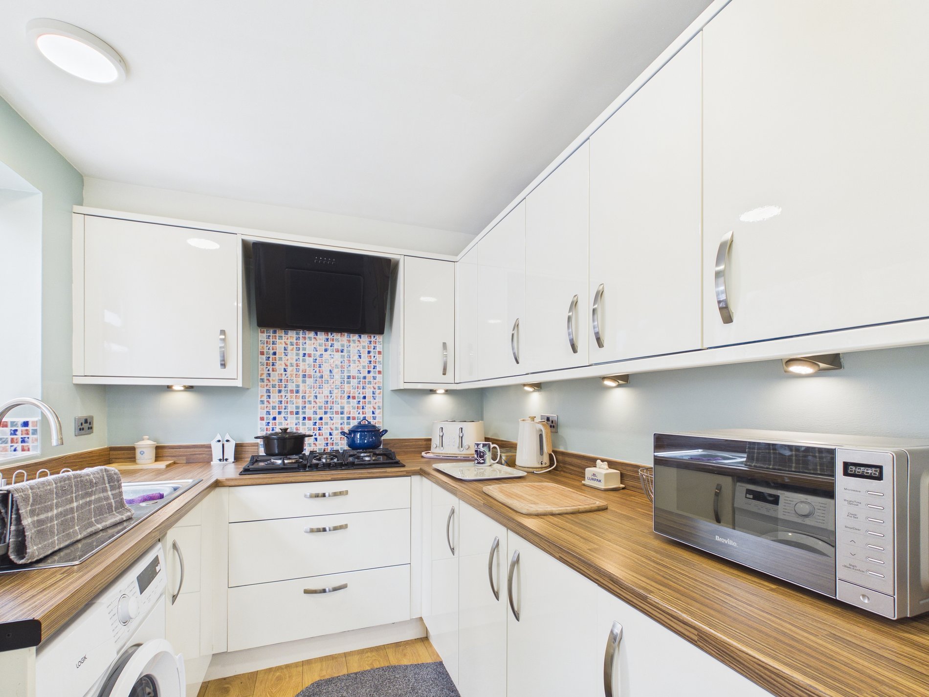 2 bed bungalow for sale in Brackendale Drive, Walesby, NG22  - Property Image 2