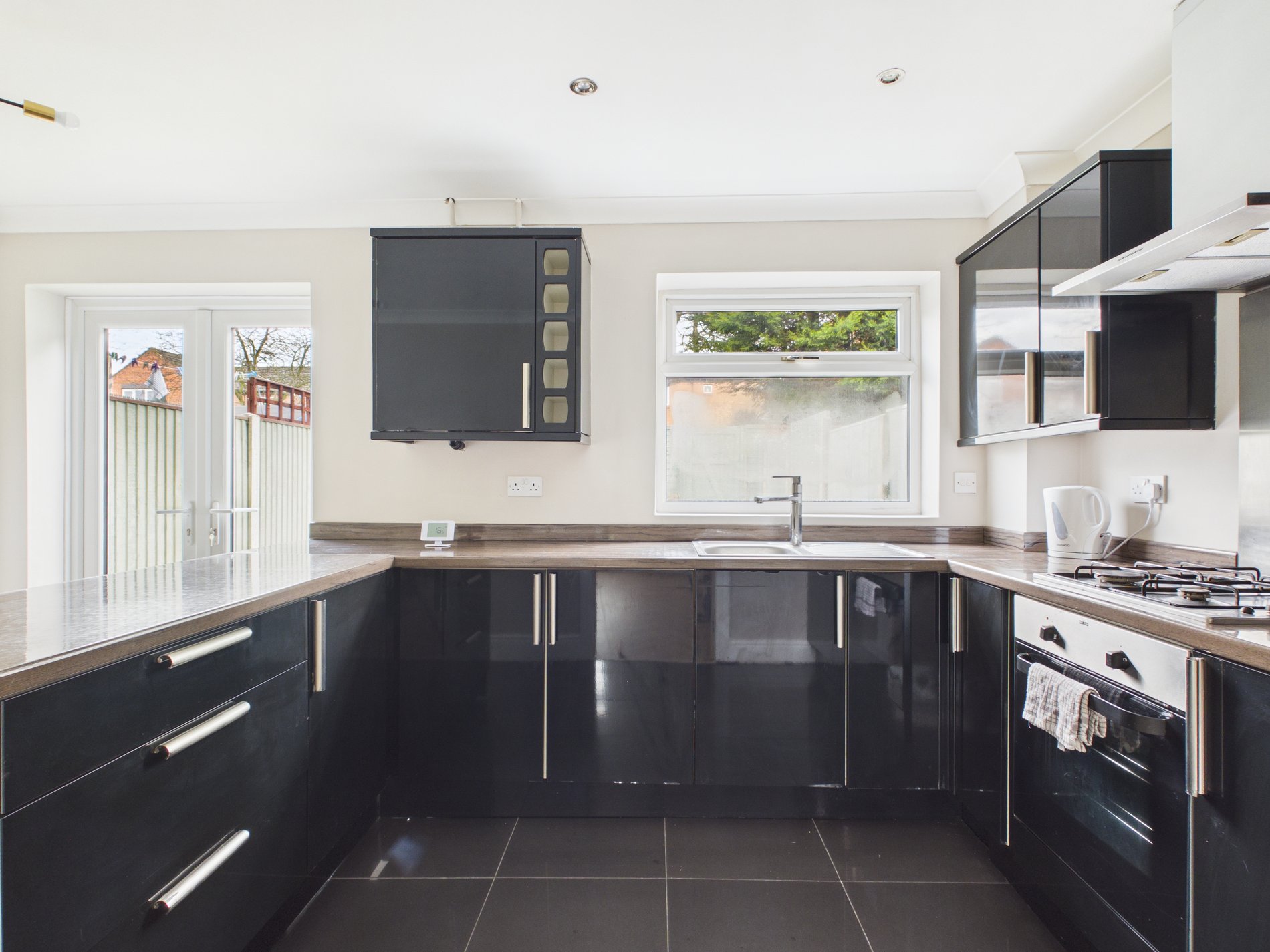 3 bed terraced house for sale in George Dere Close, New Ollerton, NG22  - Property Image 3