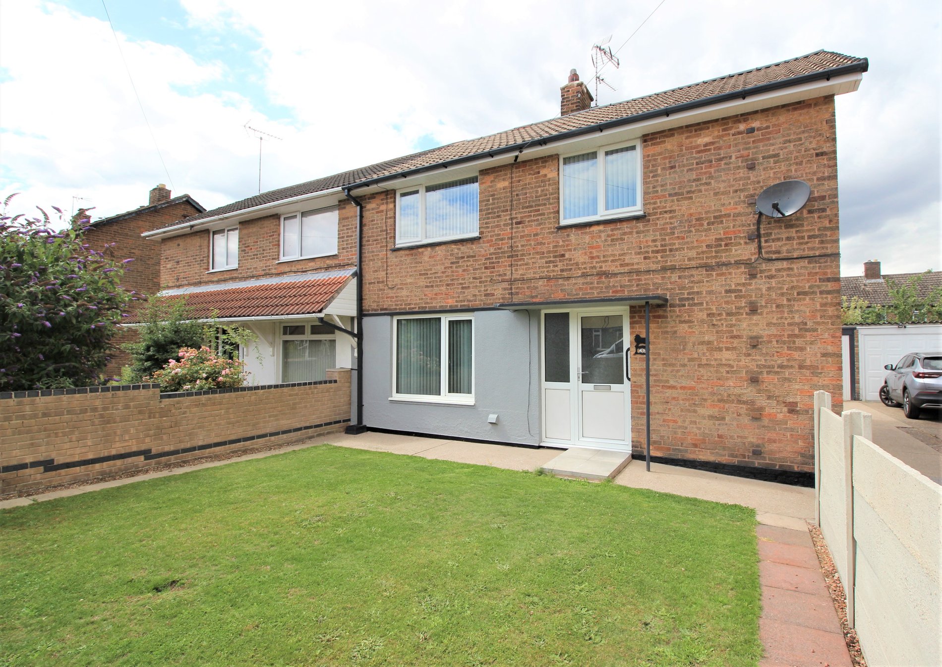 3 bed semi-detached house to rent in Cedar Lane, New Ollerton, NG22  - Property Image 1