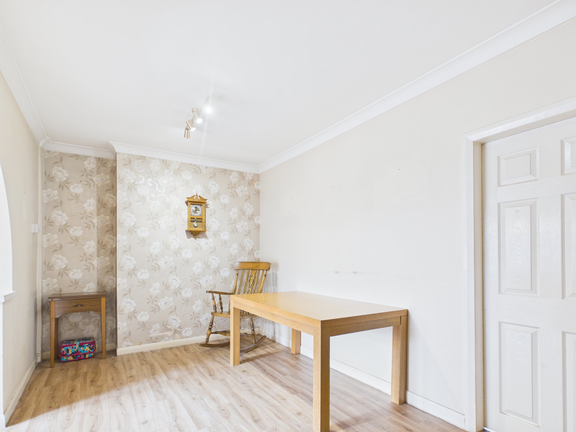 3 bed semi-detached house for sale in Rufford Avenue, New Ollerton, NG22  - Property Image 5