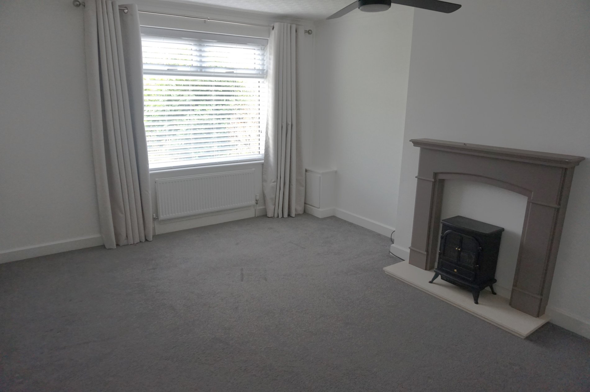 3 bed semi-detached house to rent in Walesby Lane, New Ollerton, NG22  - Property Image 2