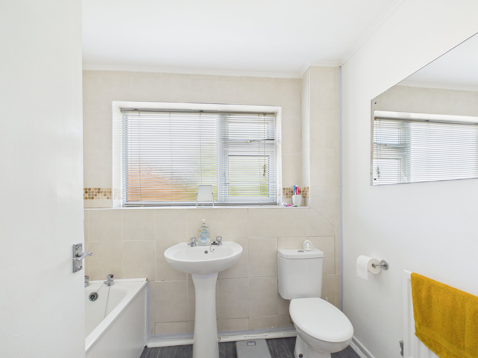 3 bed terraced house for sale in Kingsway Avenue, New Ollerton, NG22  - Property Image 12