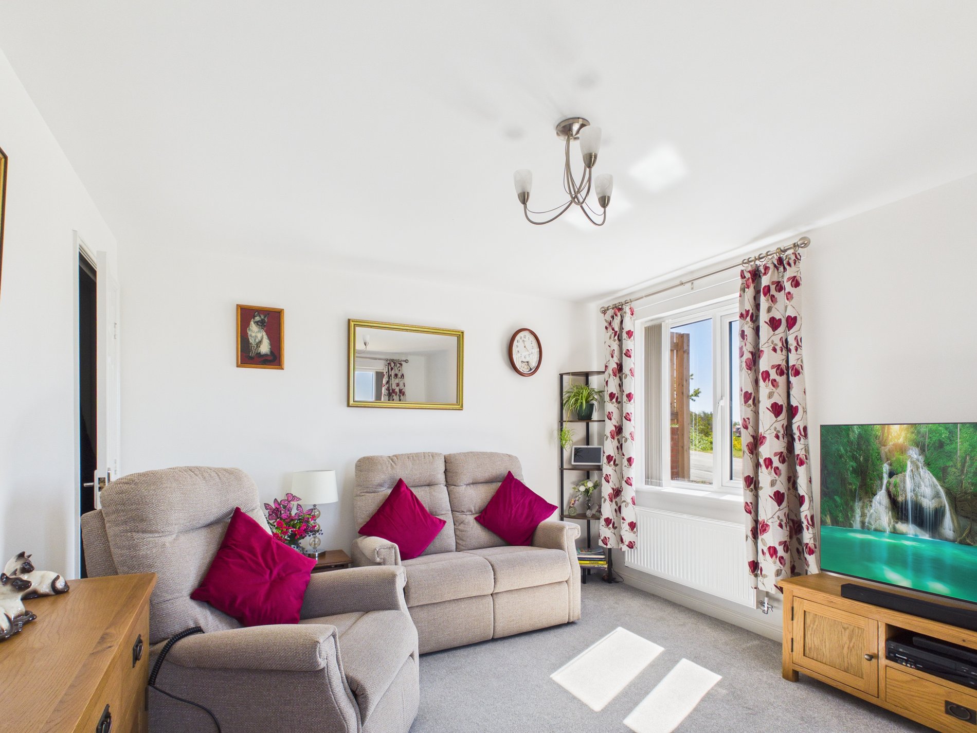 3 bed detached house for sale in Peter Way, Bilsthorpe, NG22  - Property Image 6