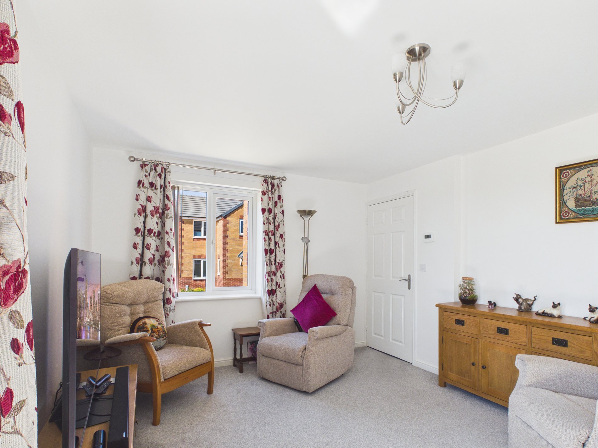 3 bed detached house for sale in Peter Way, Bilsthorpe, NG22  - Property Image 7