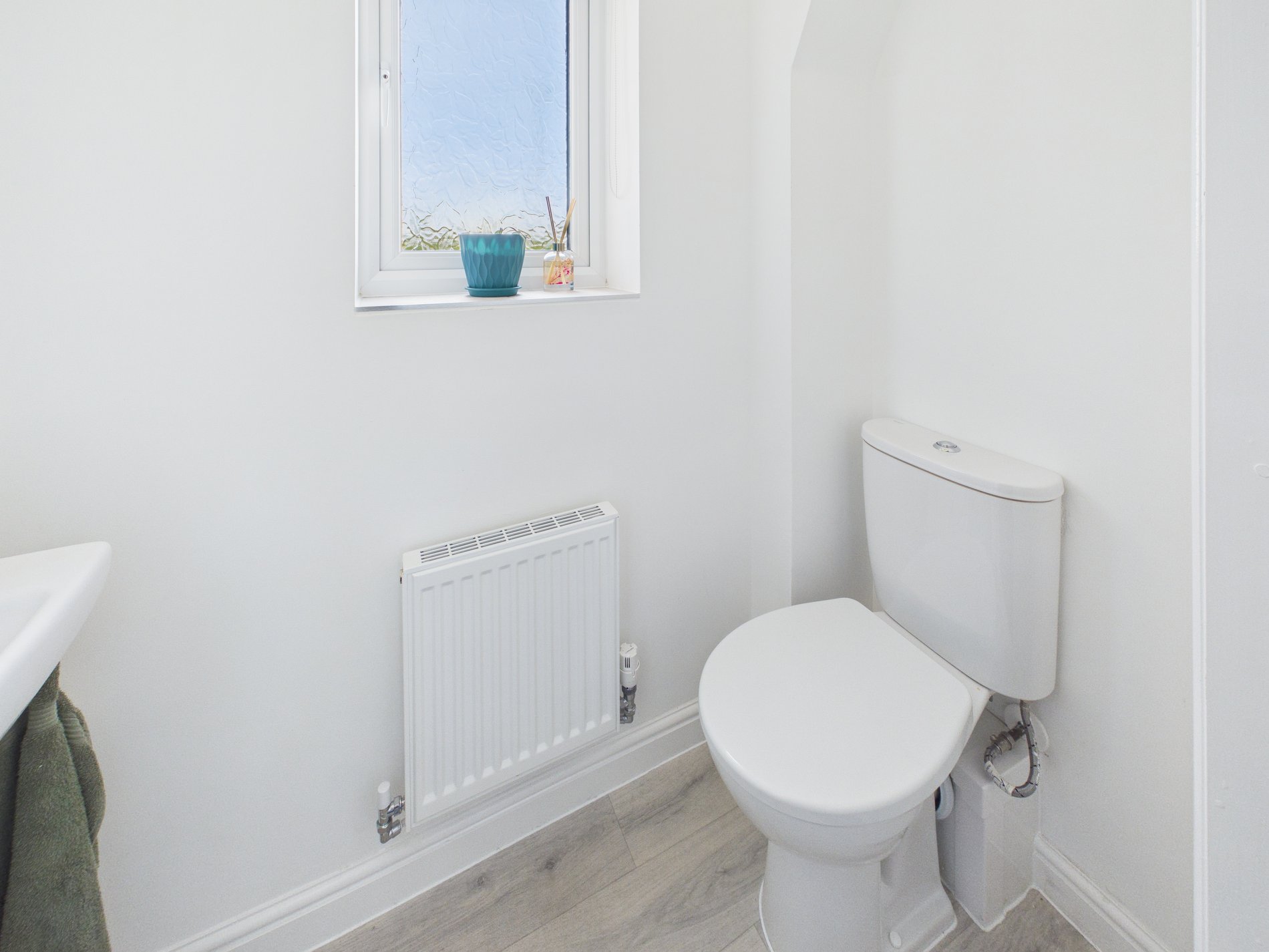 3 bed detached house for sale in Peter Way, Bilsthorpe, NG22  - Property Image 8